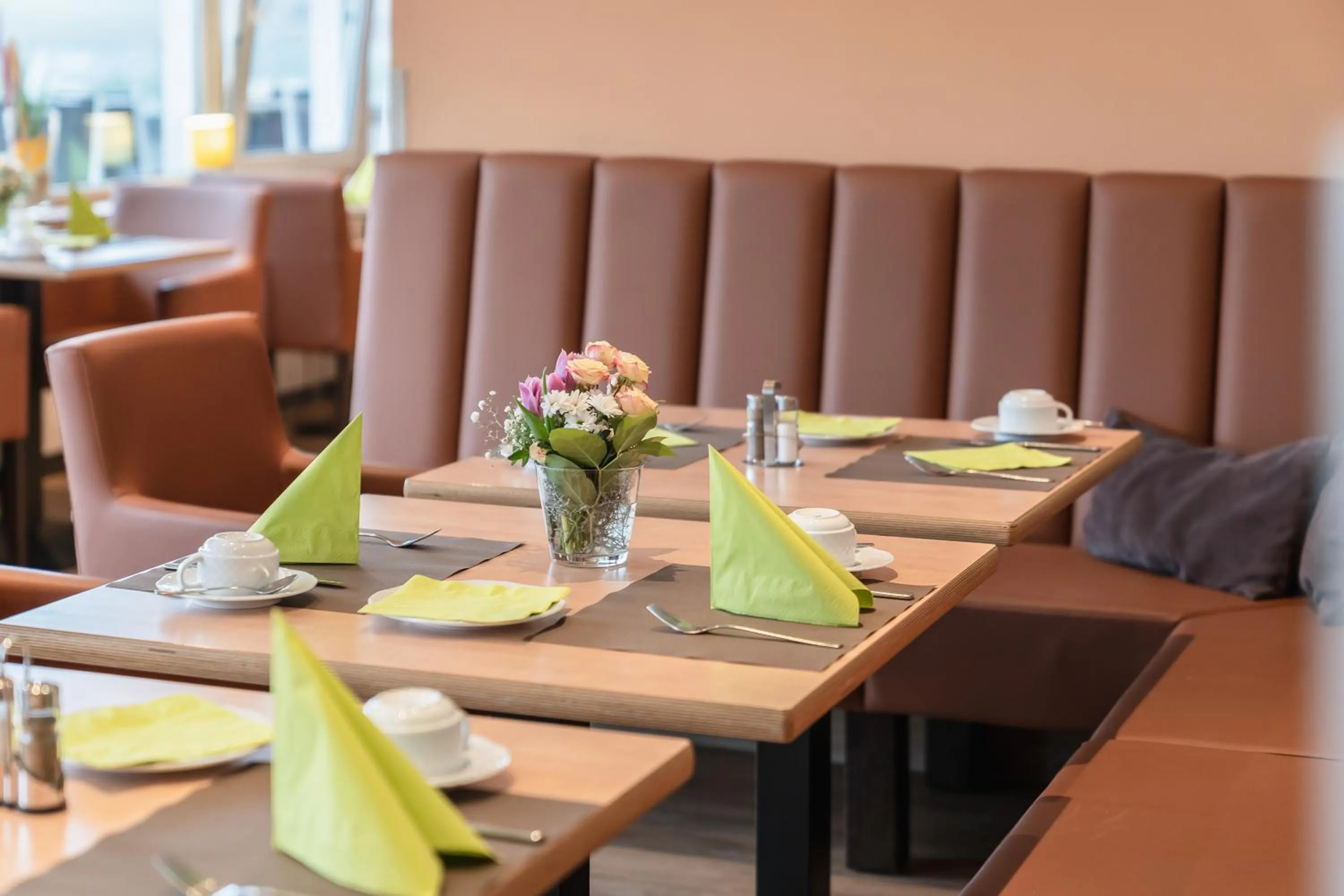 Restaurant/places to eat in PANORAMA HOTEL in Neustadt an der Weinstraße