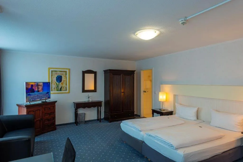 Bed in PANORAMA HOTEL in Neustadt an der Weinstraße