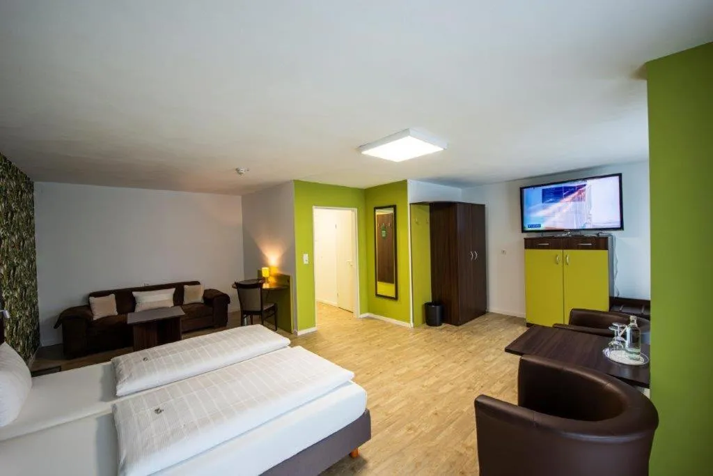 Bed in PANORAMA HOTEL in Neustadt an der Weinstraße