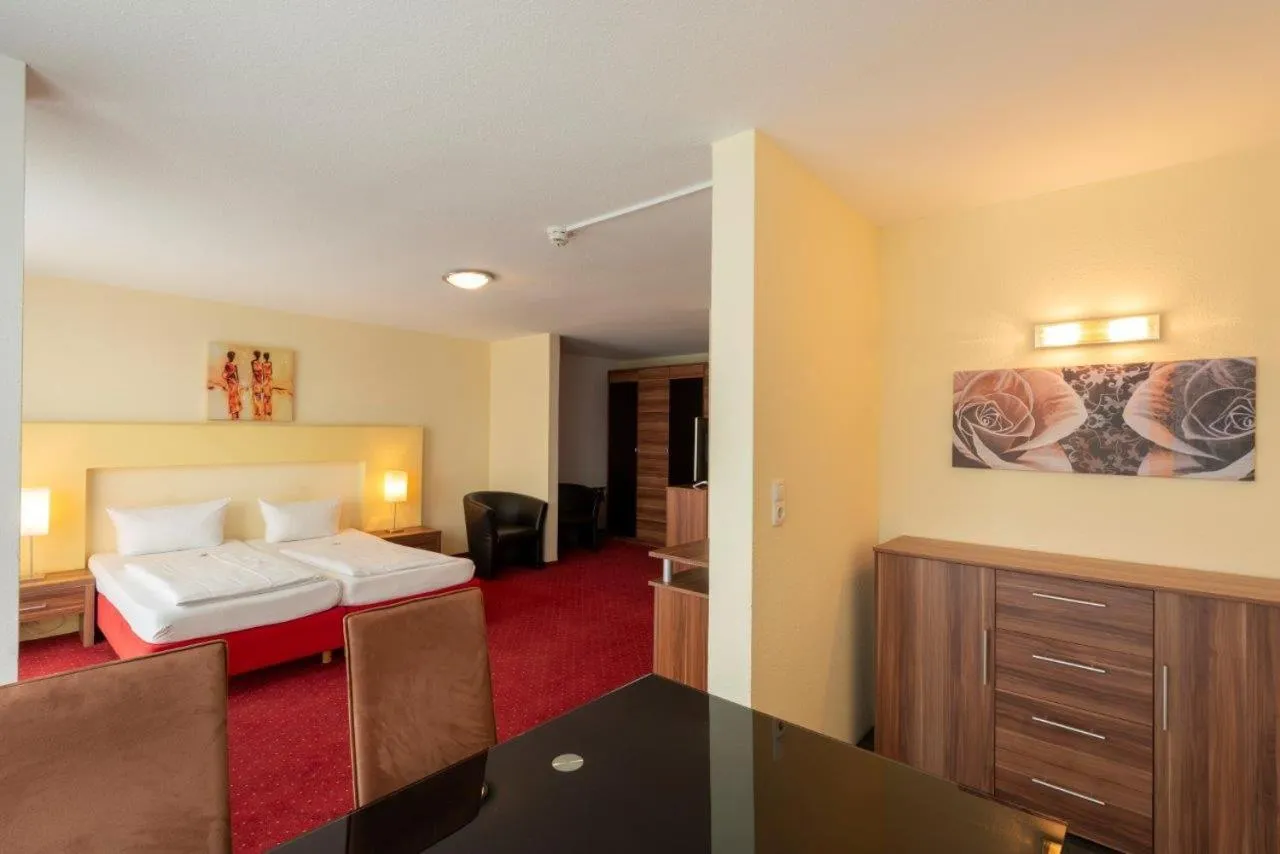 Bed in PANORAMA HOTEL in Neustadt an der Weinstraße