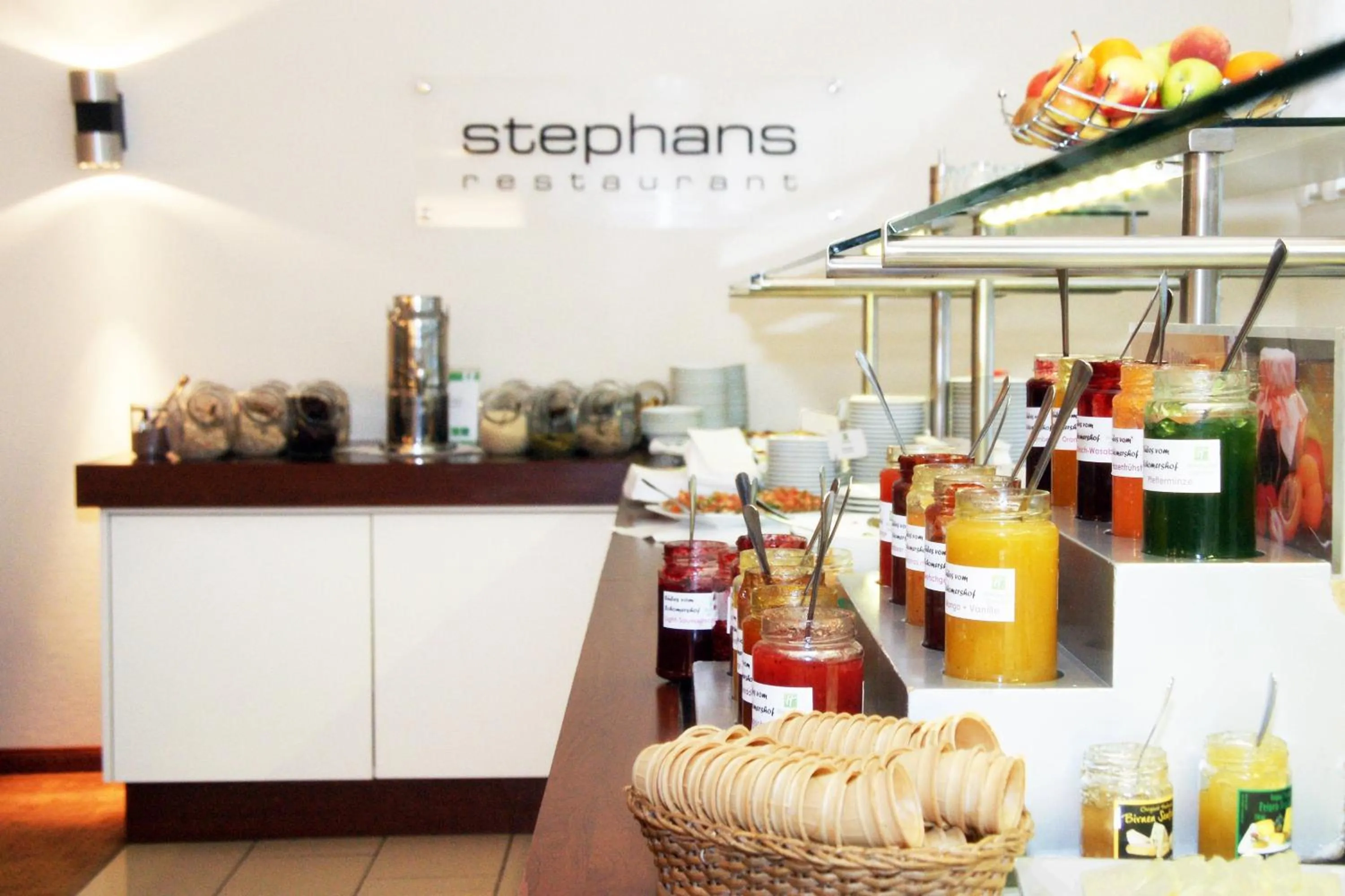 Breakfast in Courtyard by Marriott Dresden