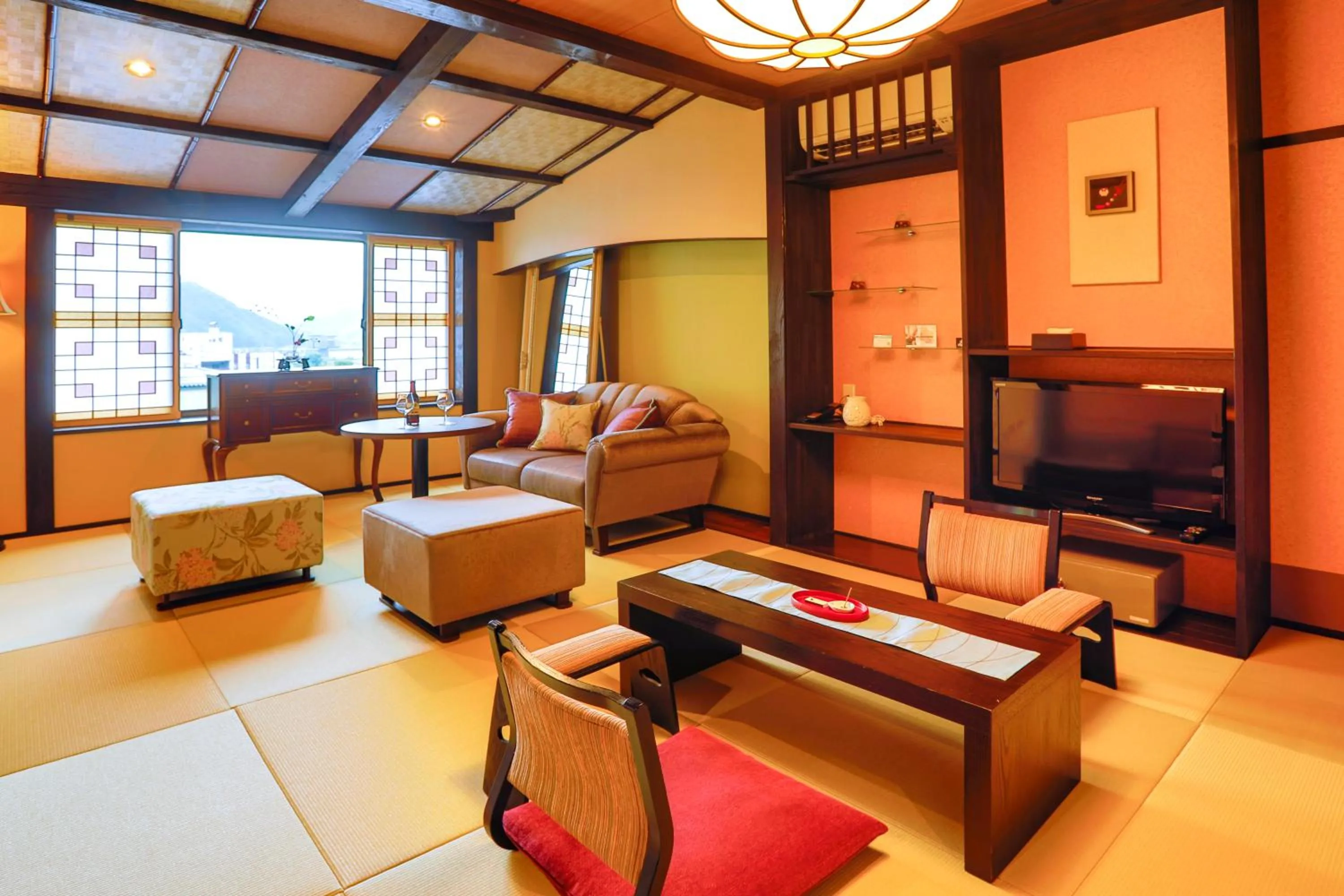 Photo of the whole room in Kinosaki Tenboen