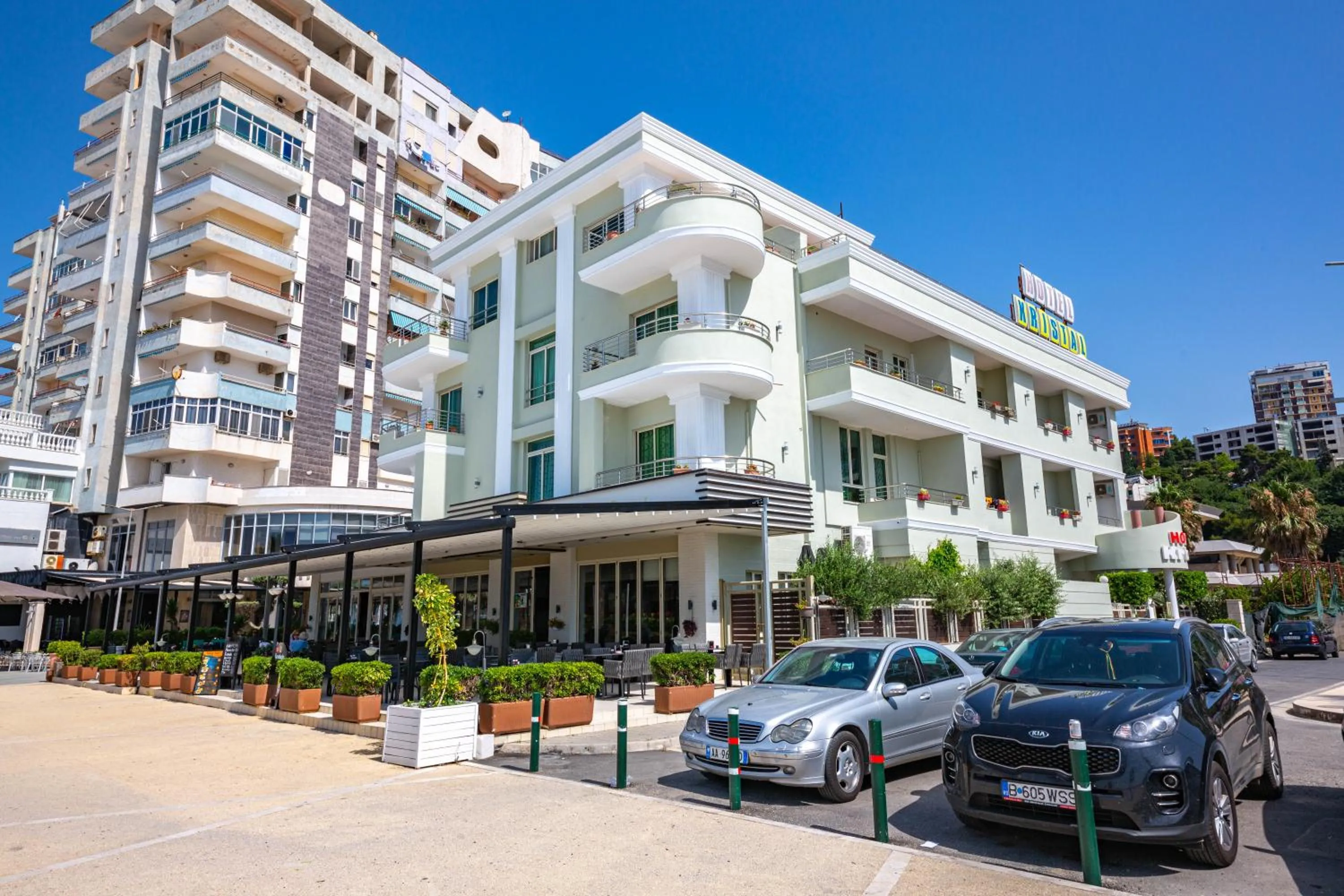 Property building in Hotel Kristal