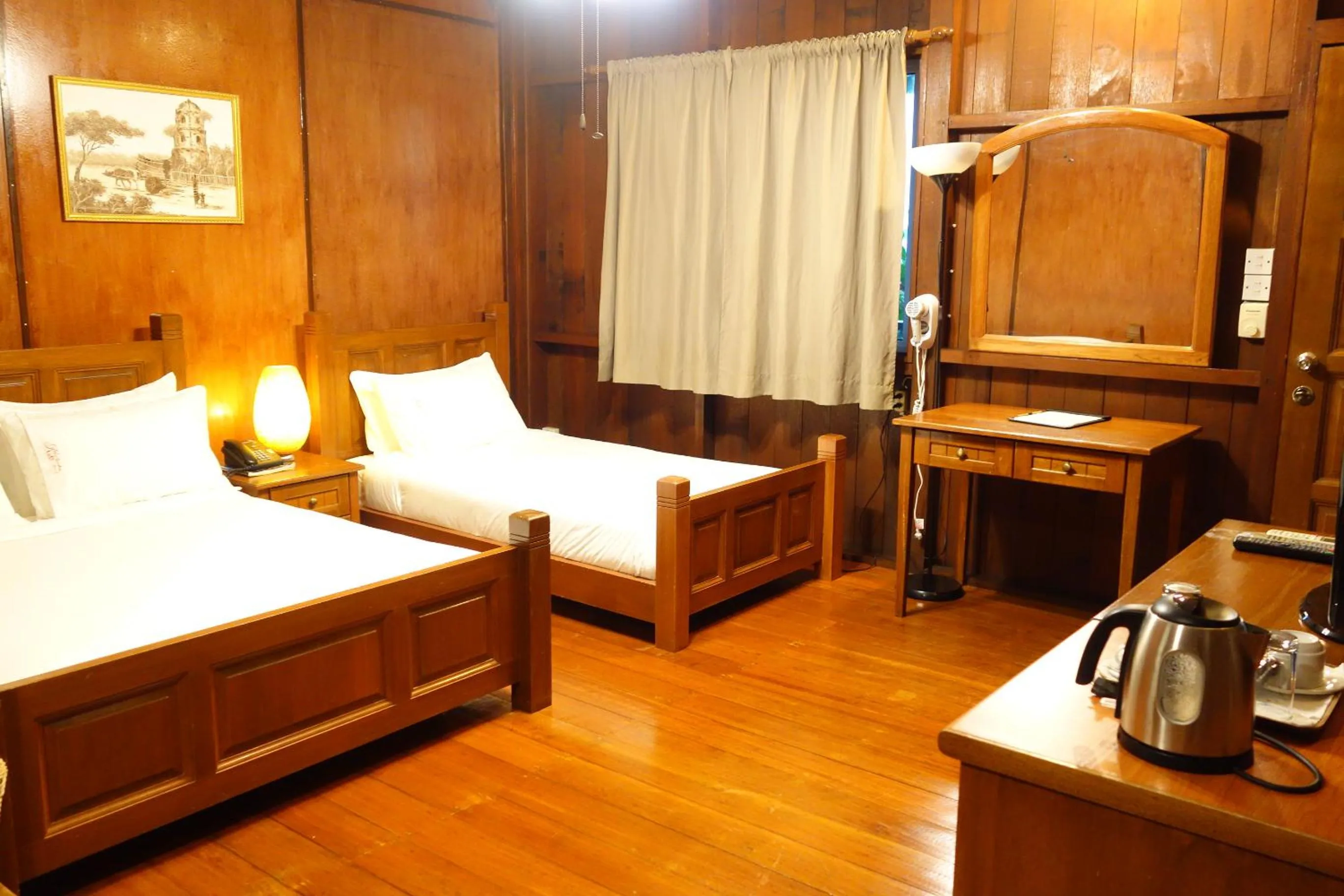 Bedroom, Bed in Rose Garden Resort