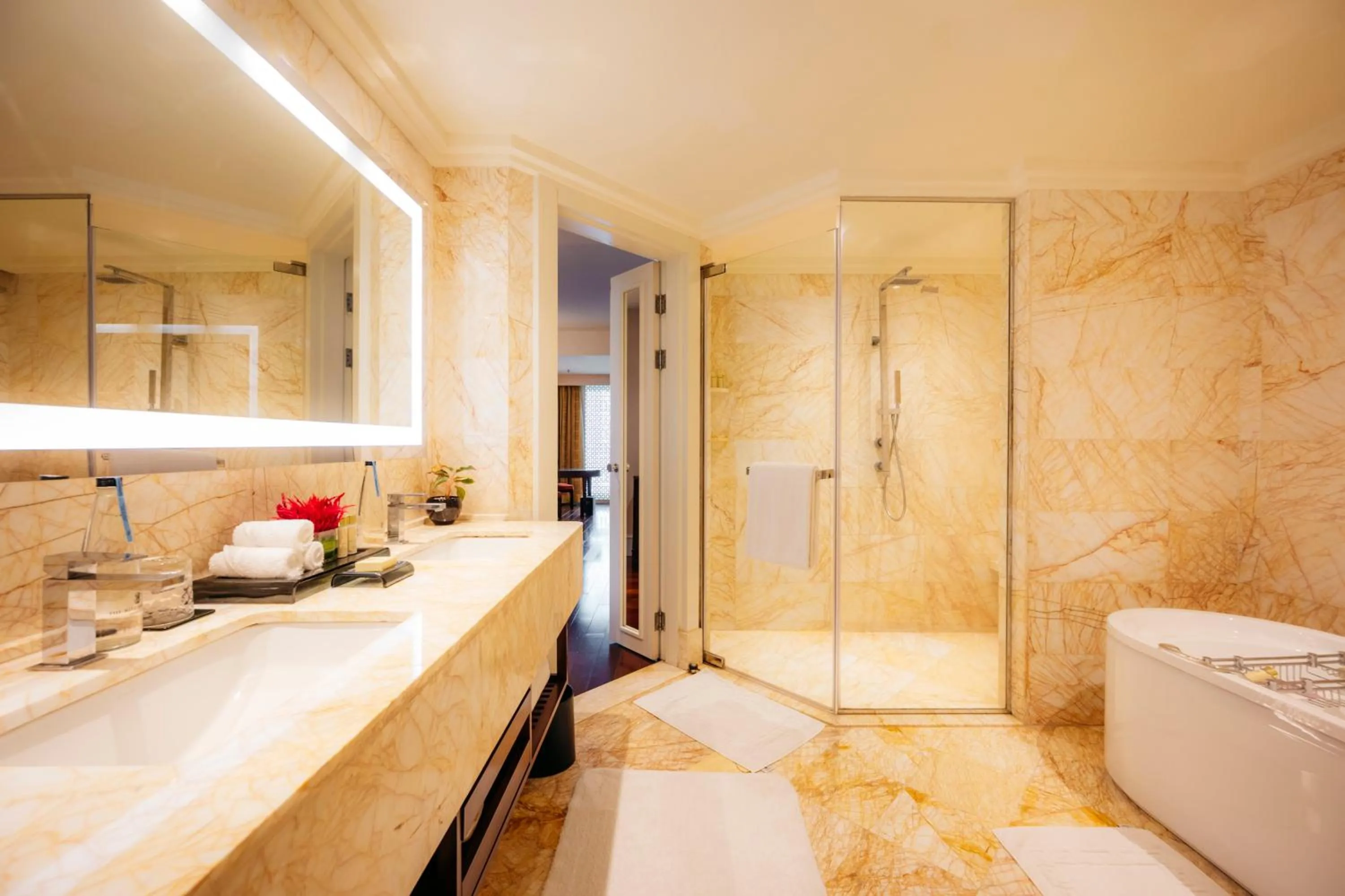 Shower in The Ritz-Carlton, Bangalore
