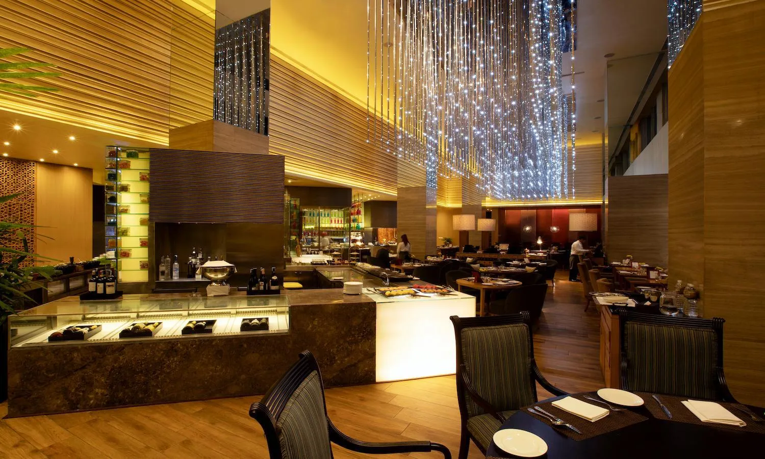 Restaurant/places to eat in The Ritz-Carlton, Bangalore