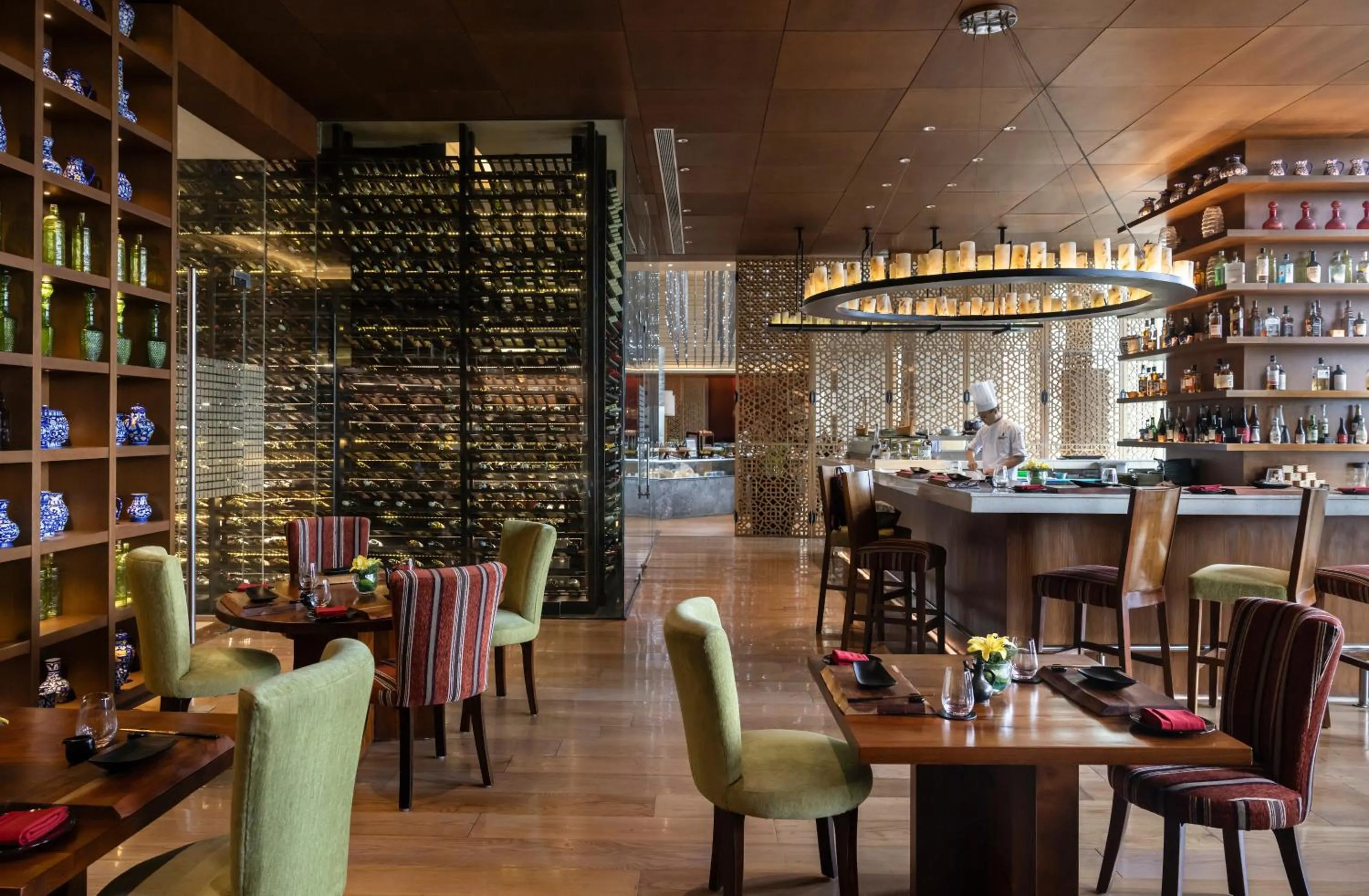 Restaurant/places to eat in The Ritz-Carlton, Bangalore