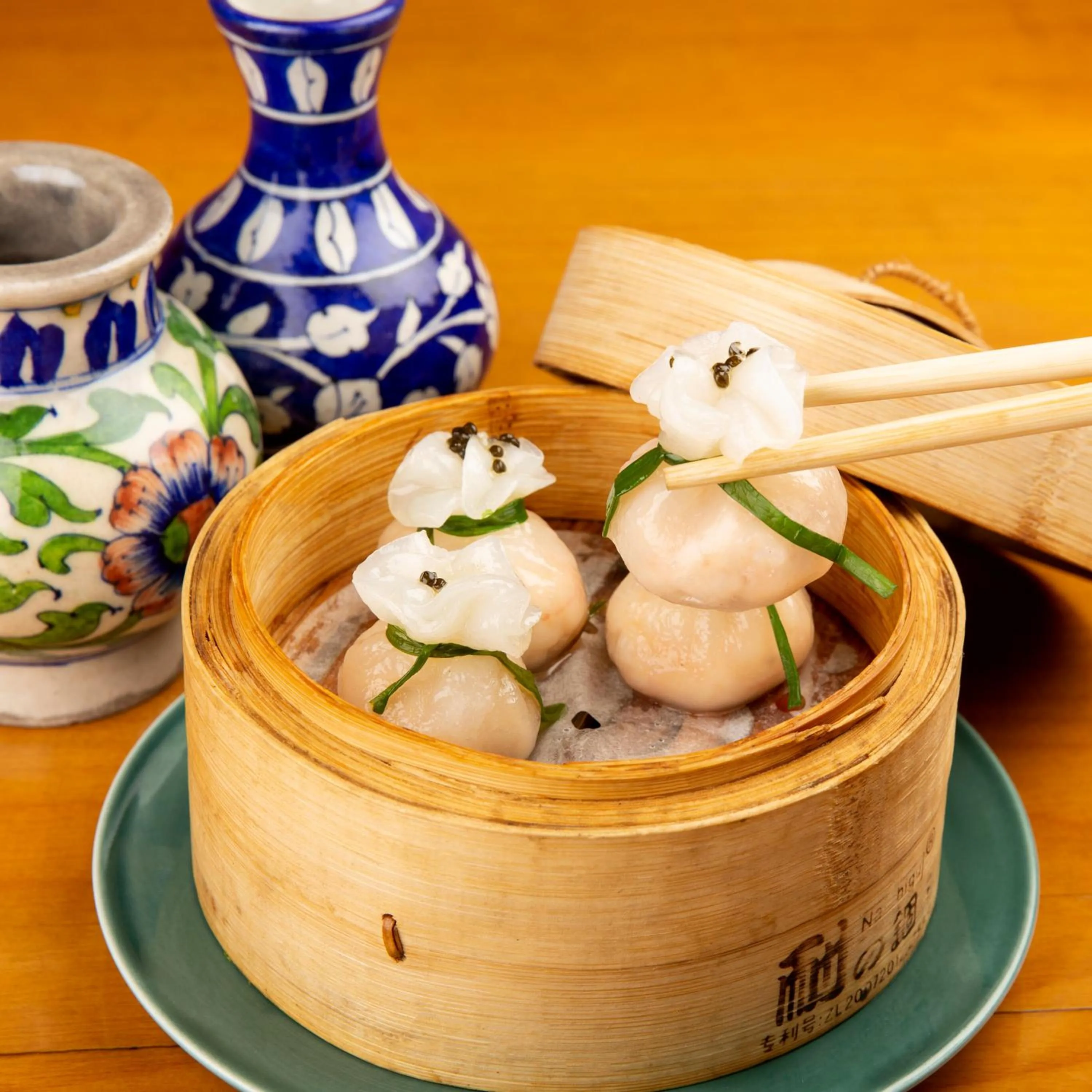 Restaurant/places to eat in The Ritz-Carlton, Bangalore