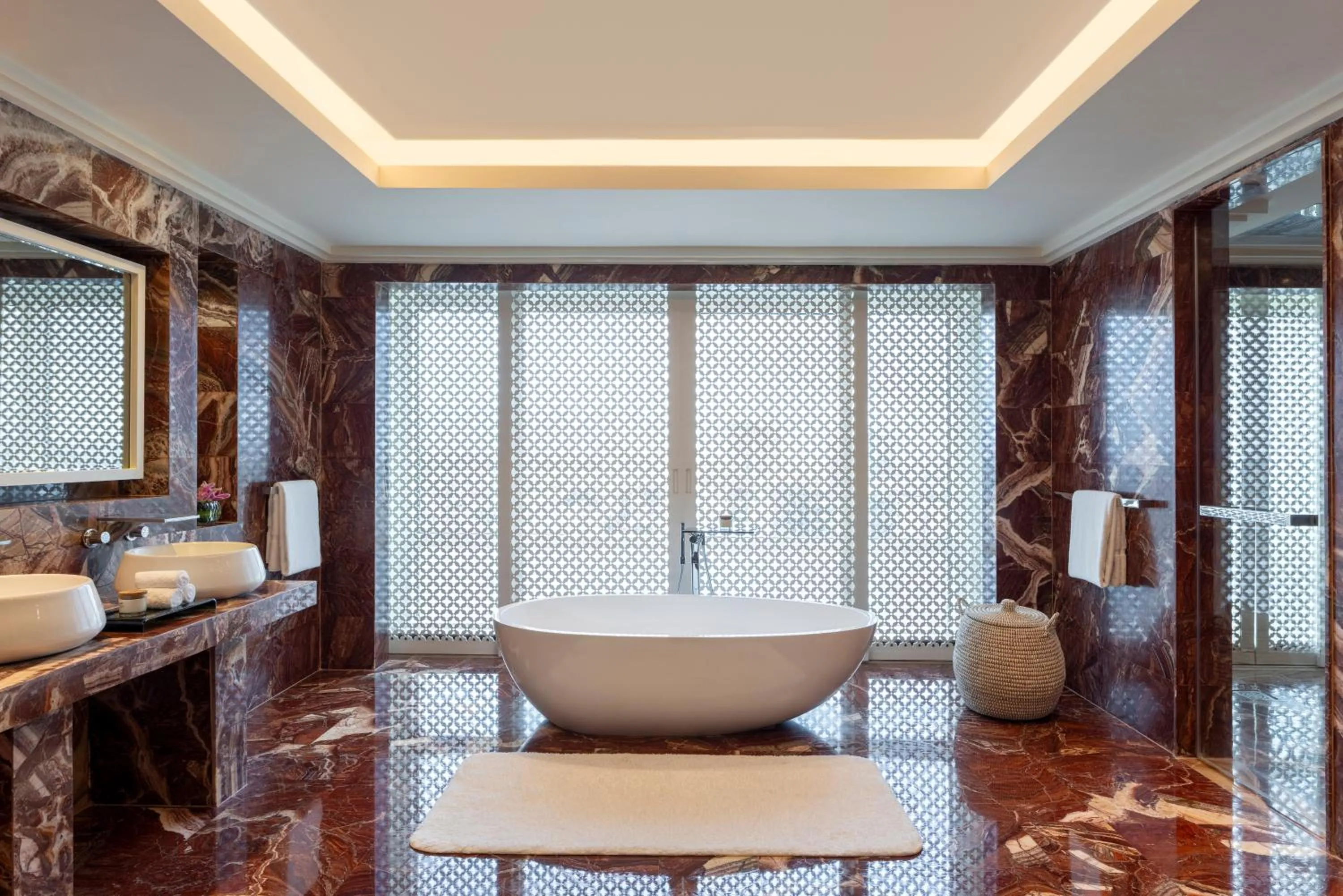 Bathroom in The Ritz-Carlton, Bangalore