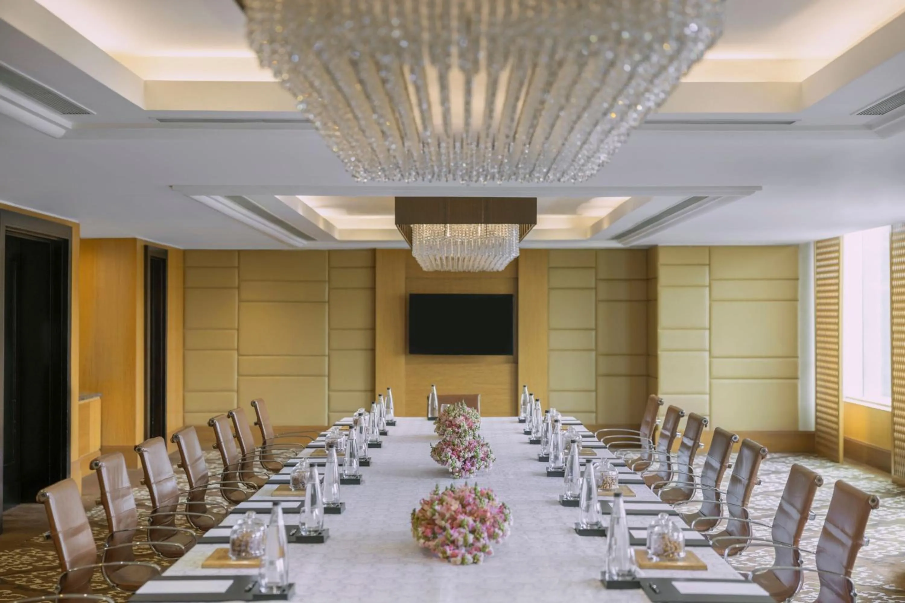 Meeting/conference room in The Ritz-Carlton, Bangalore