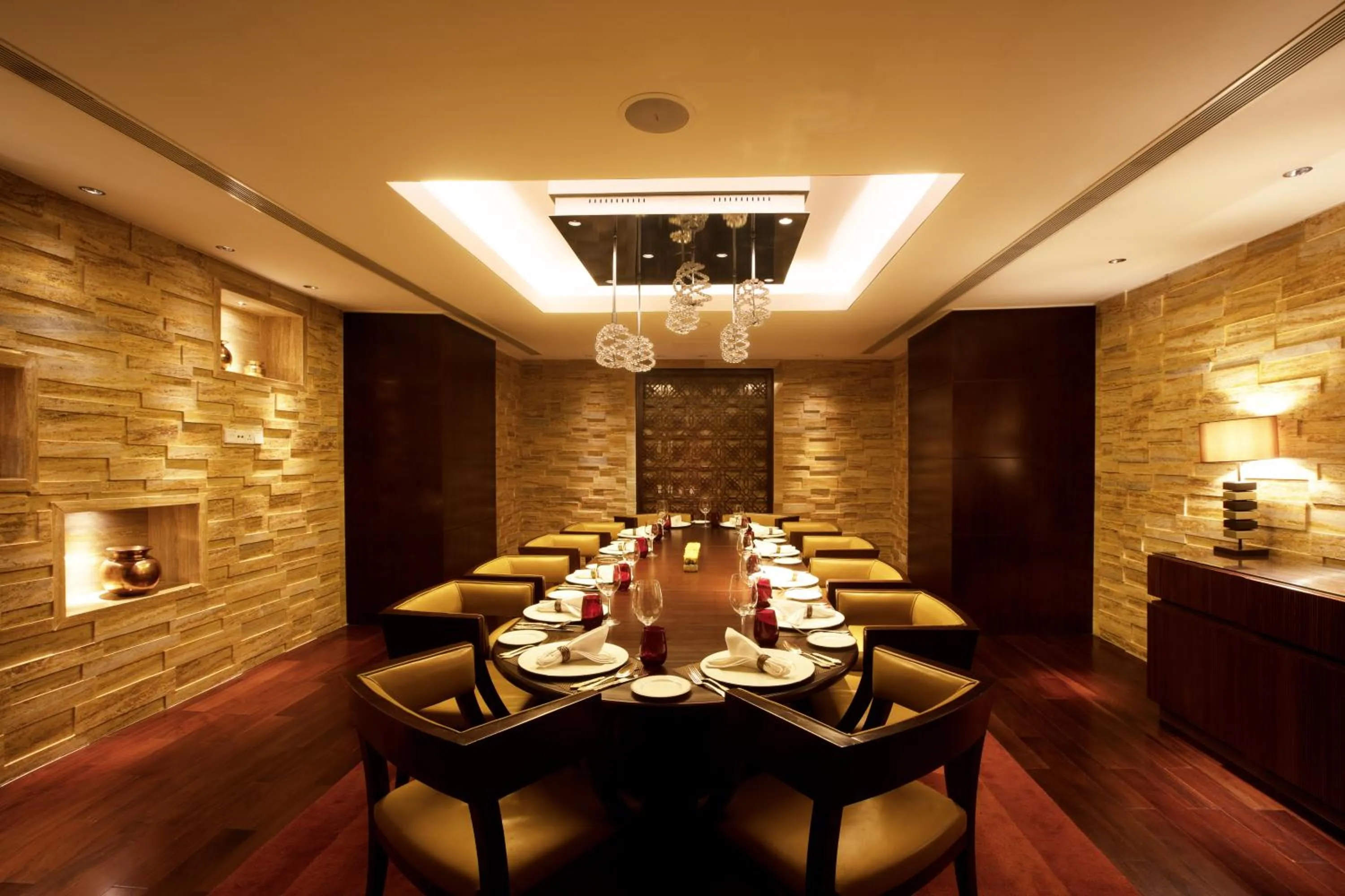 Restaurant/places to eat in The Ritz-Carlton, Bangalore