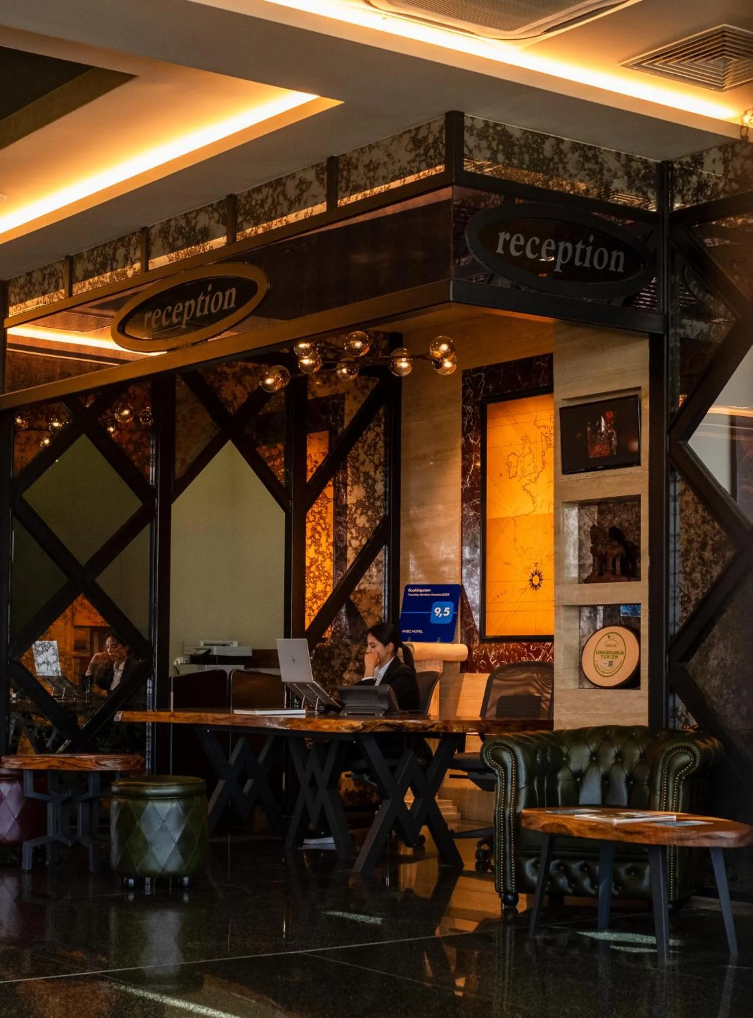 Lobby or reception in Avec Hotel
