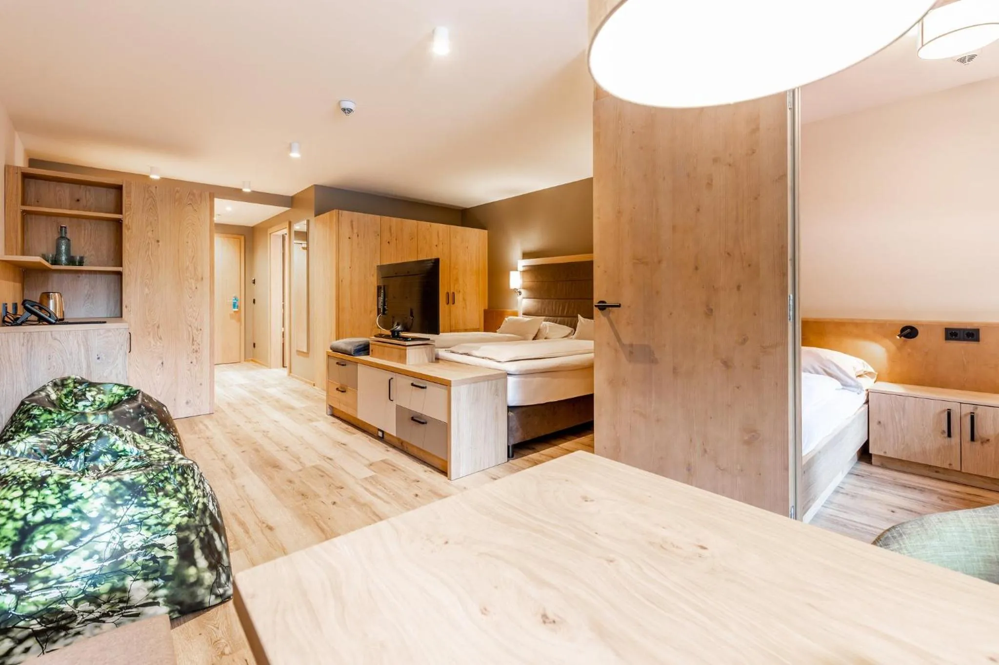 Bedroom, Bed in Das Bayrischzell Familotel Oberbayern