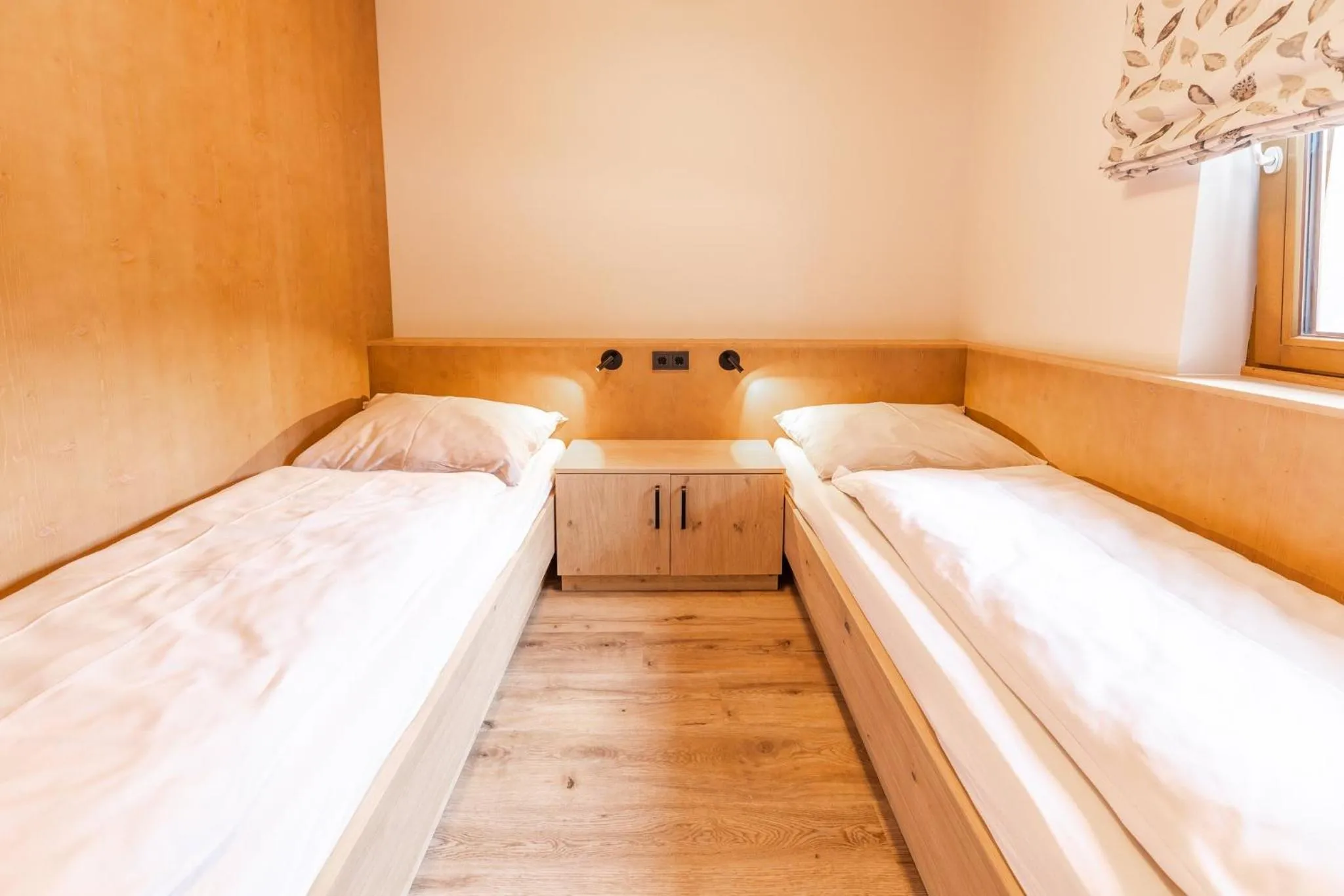Bedroom, Bed in Das Bayrischzell Familotel Oberbayern