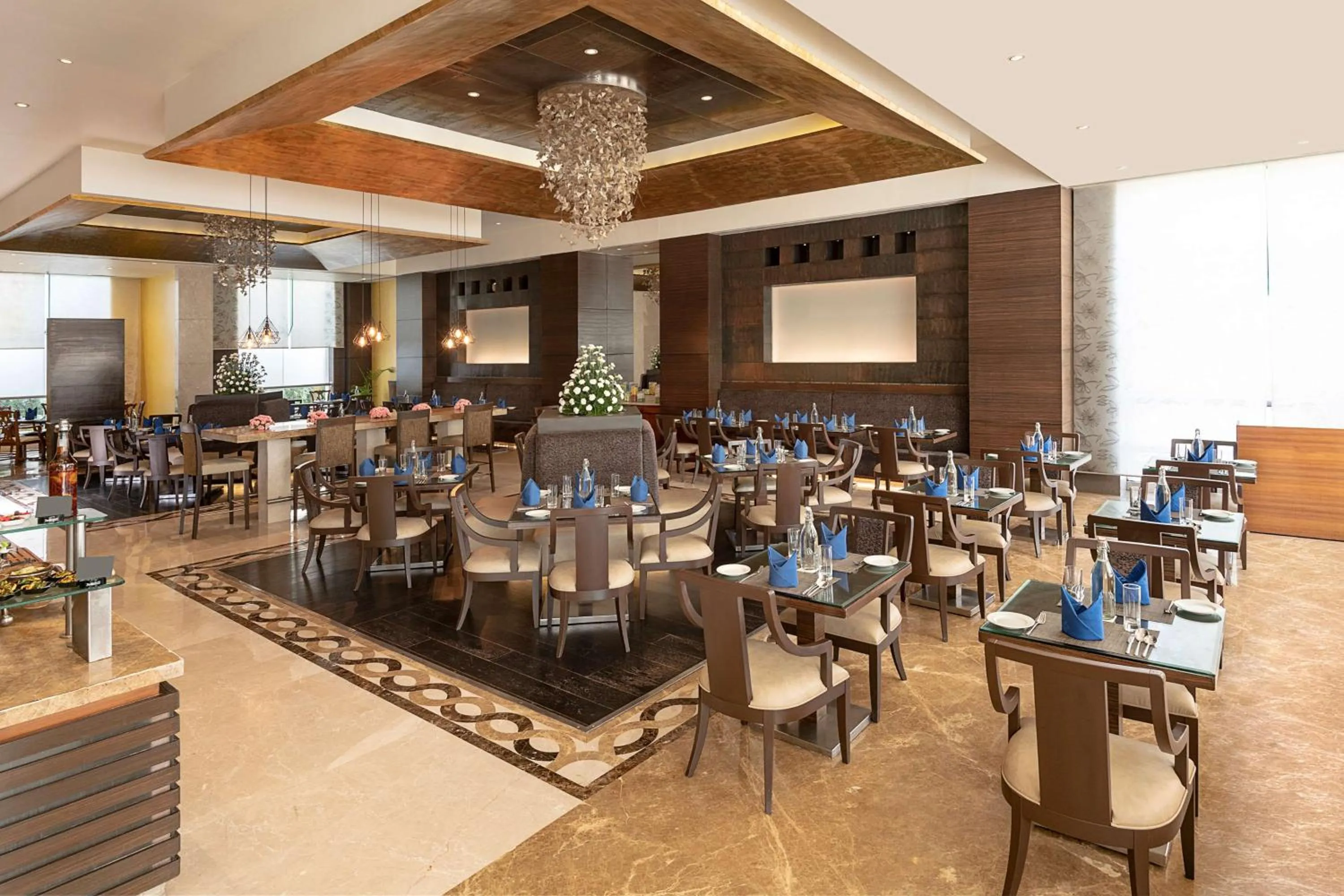 Restaurant/places to eat in Radisson Blu Hotel Ahmedabad