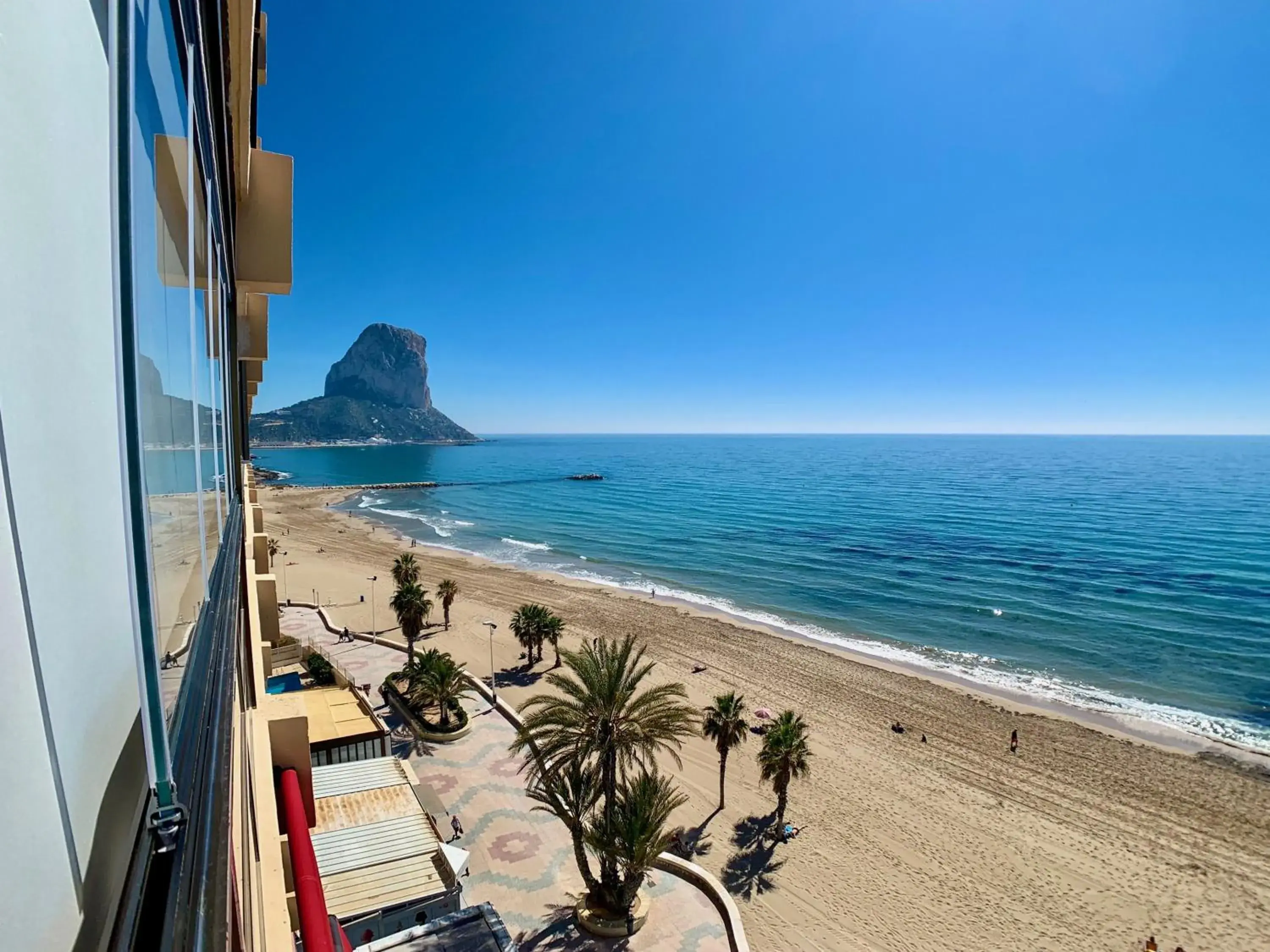 Clubrent - Edf CalpeMar, planta 8, primera linea Clubrent - Edf CalpeMar, planta 8, primera linea