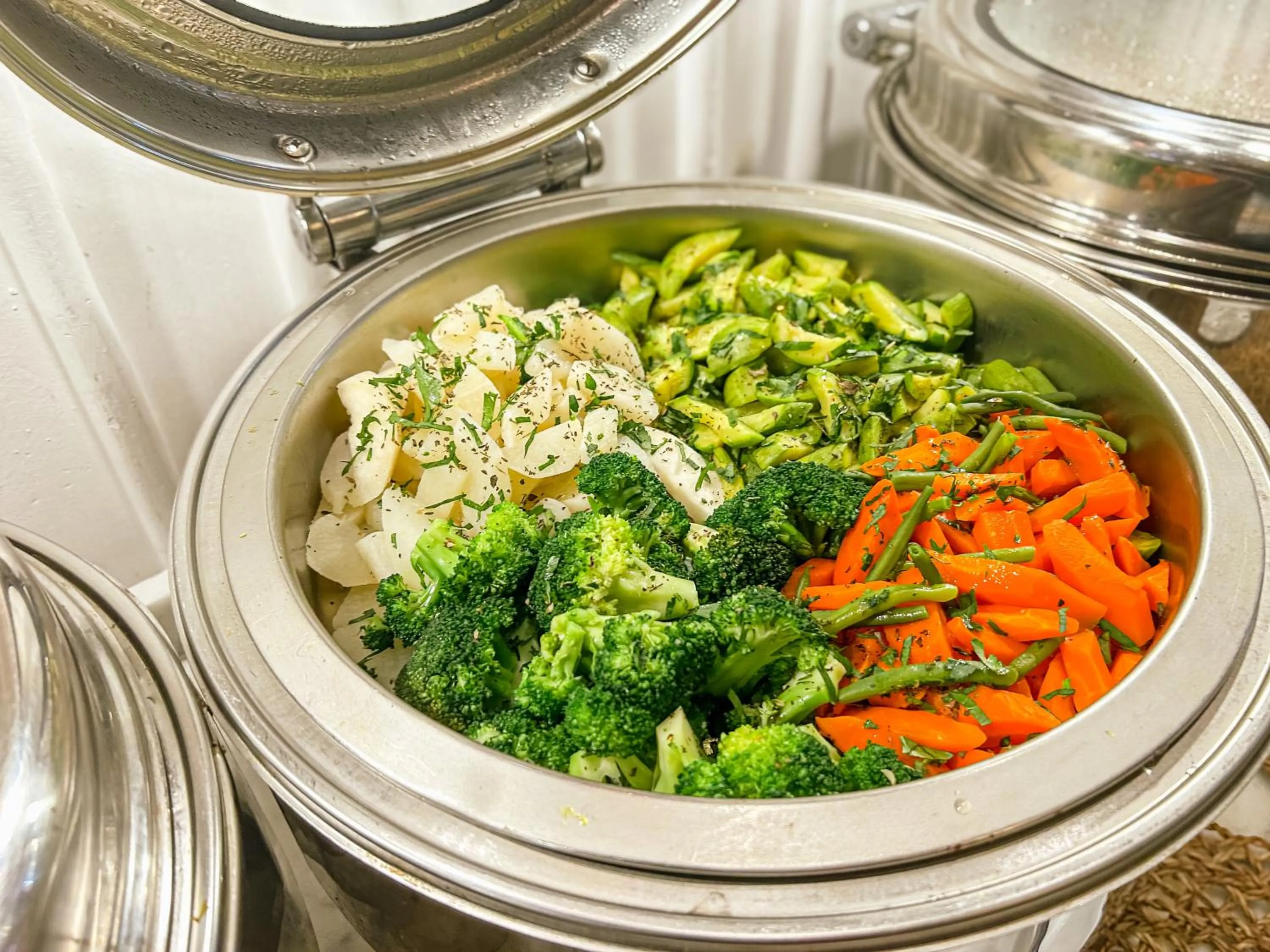 Food in Stars Hotel & Spa