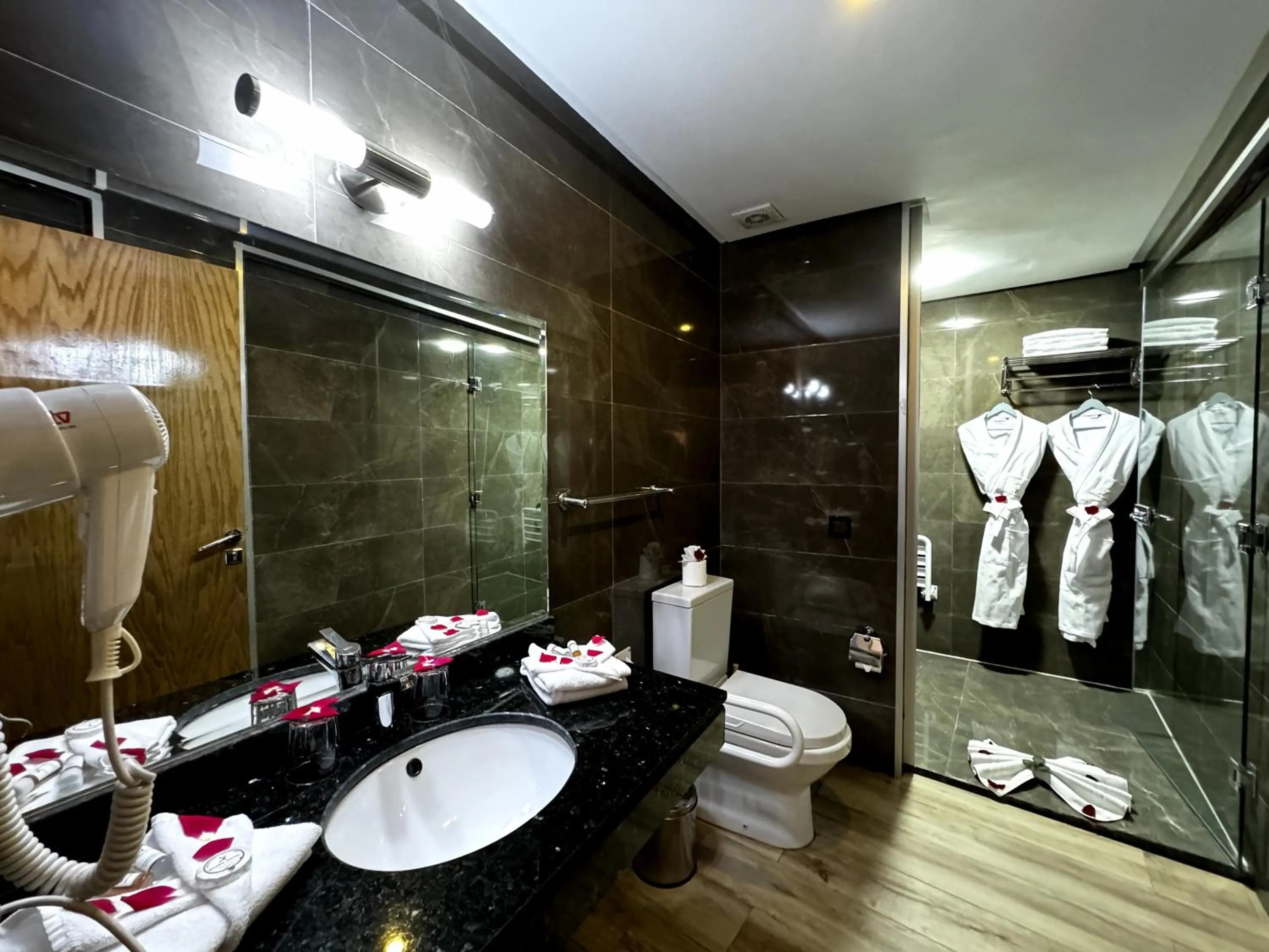 Shower in Stars Hotel & Spa