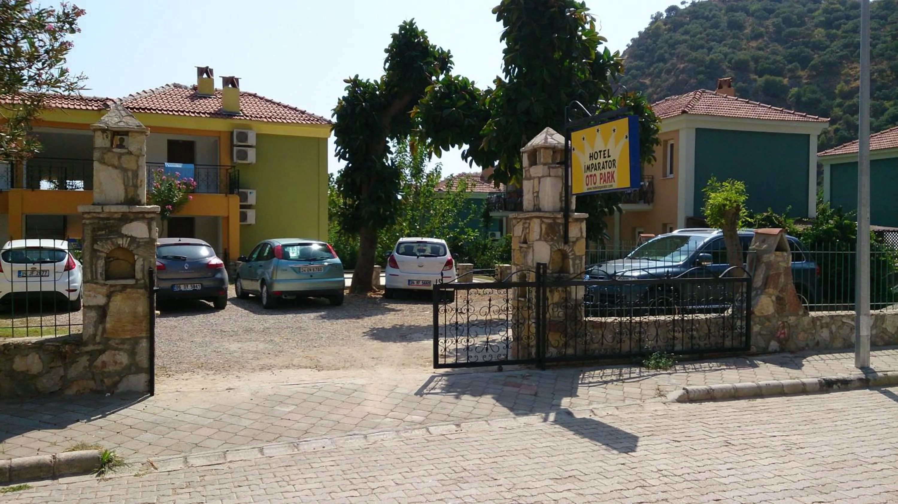 Parking in Hotel Imparator