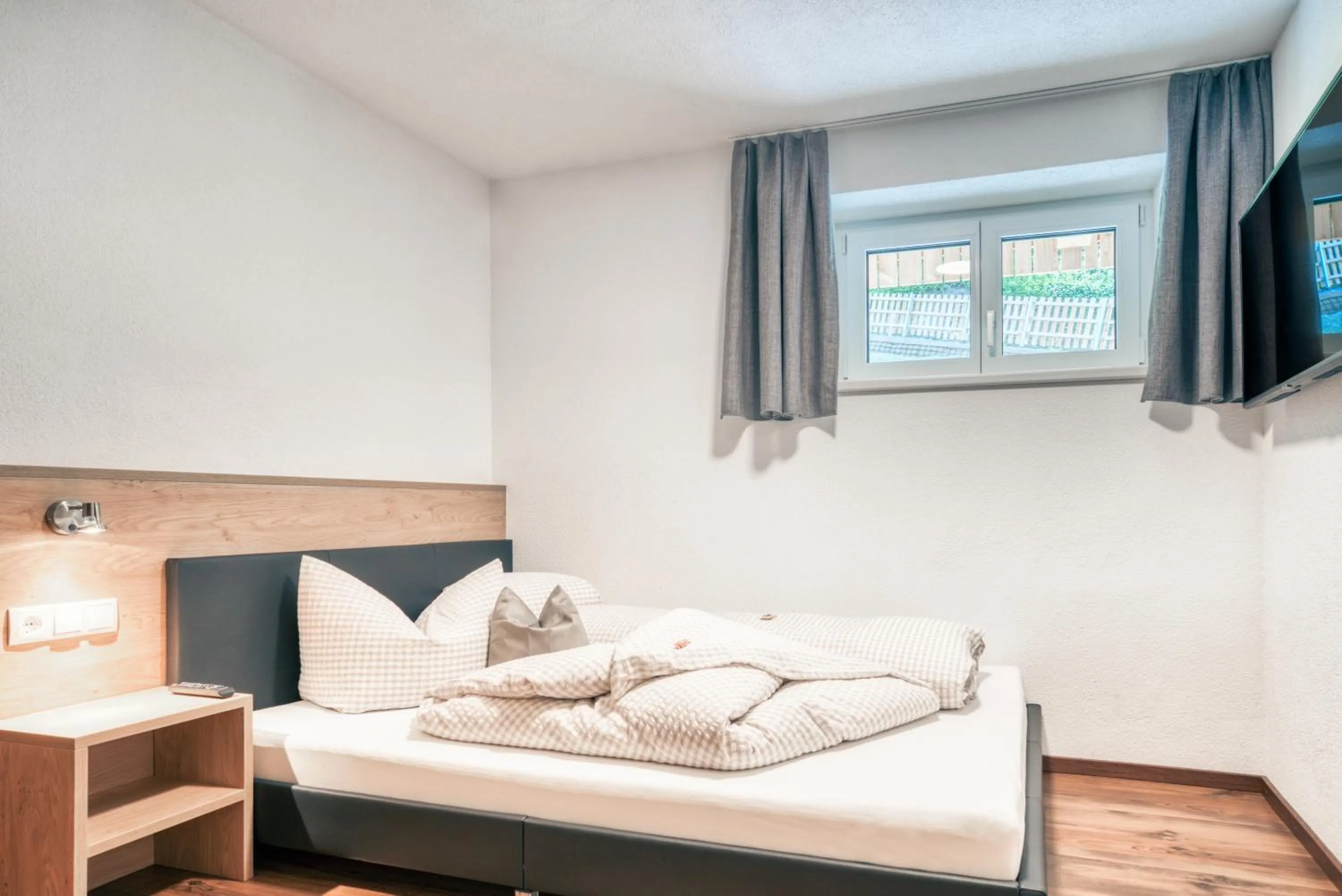 Bed in Apart Gstrein - including Silvretta Premium Summercard