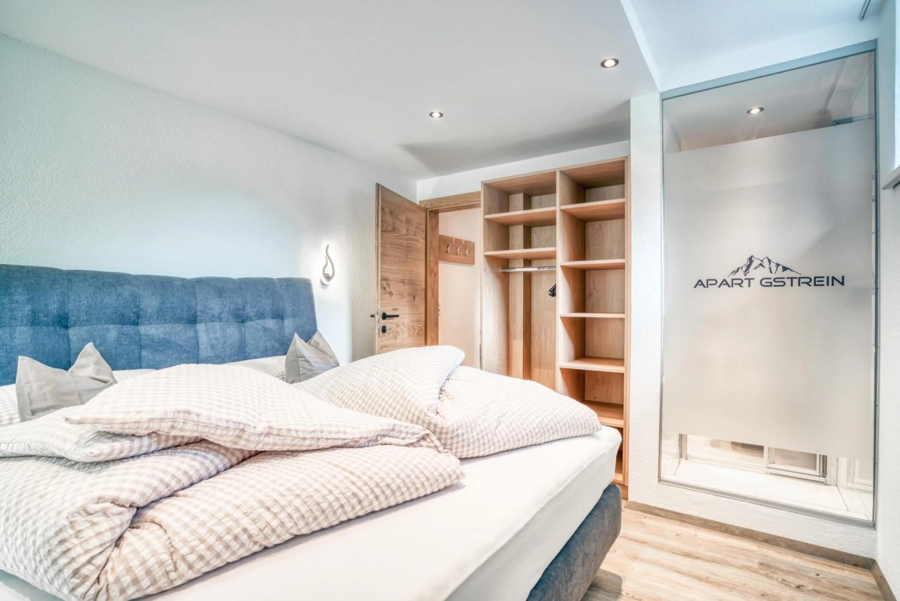 Living room, Bed in Apart Gstrein - including Silvretta Premium Summercard