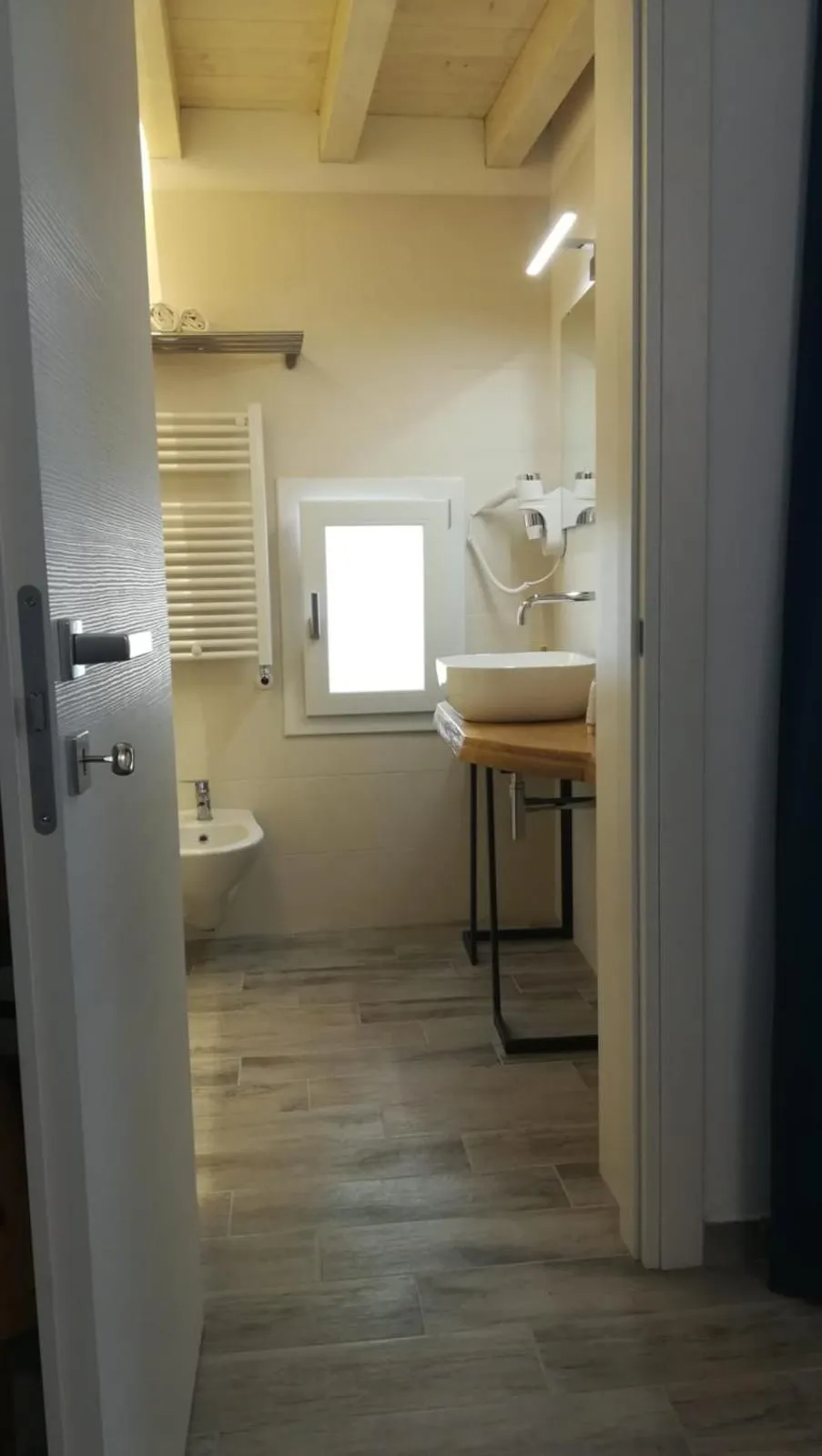 Bathroom in TRANI LA GRAZIA b&b