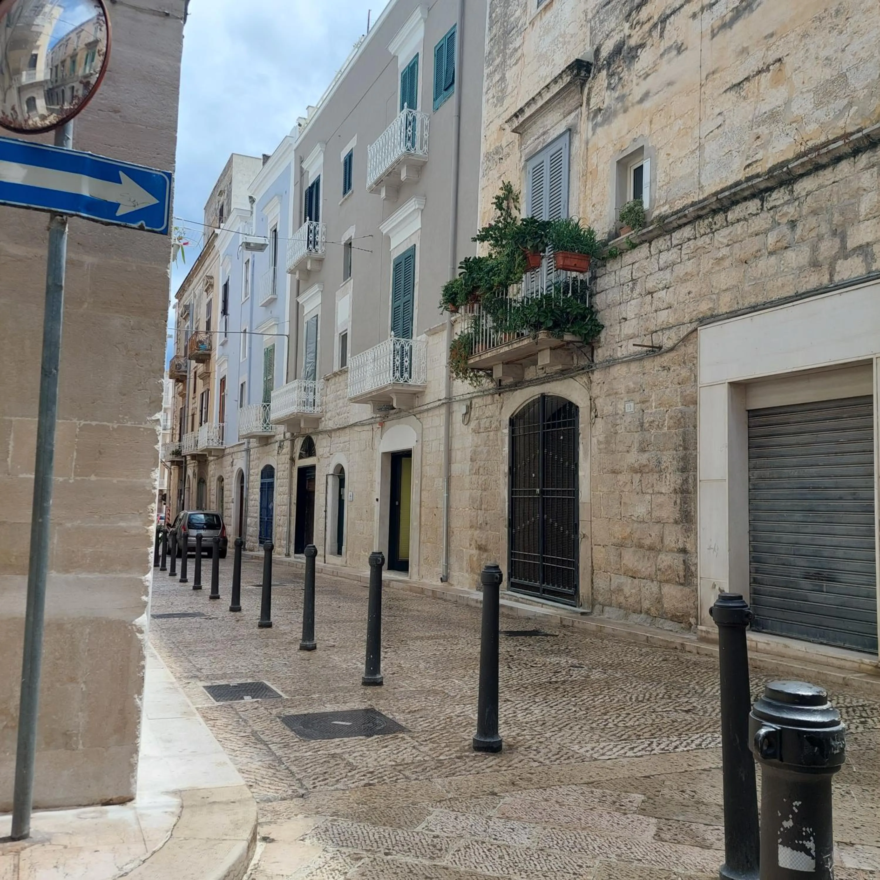 Property building in TRANI LA GRAZIA b&b