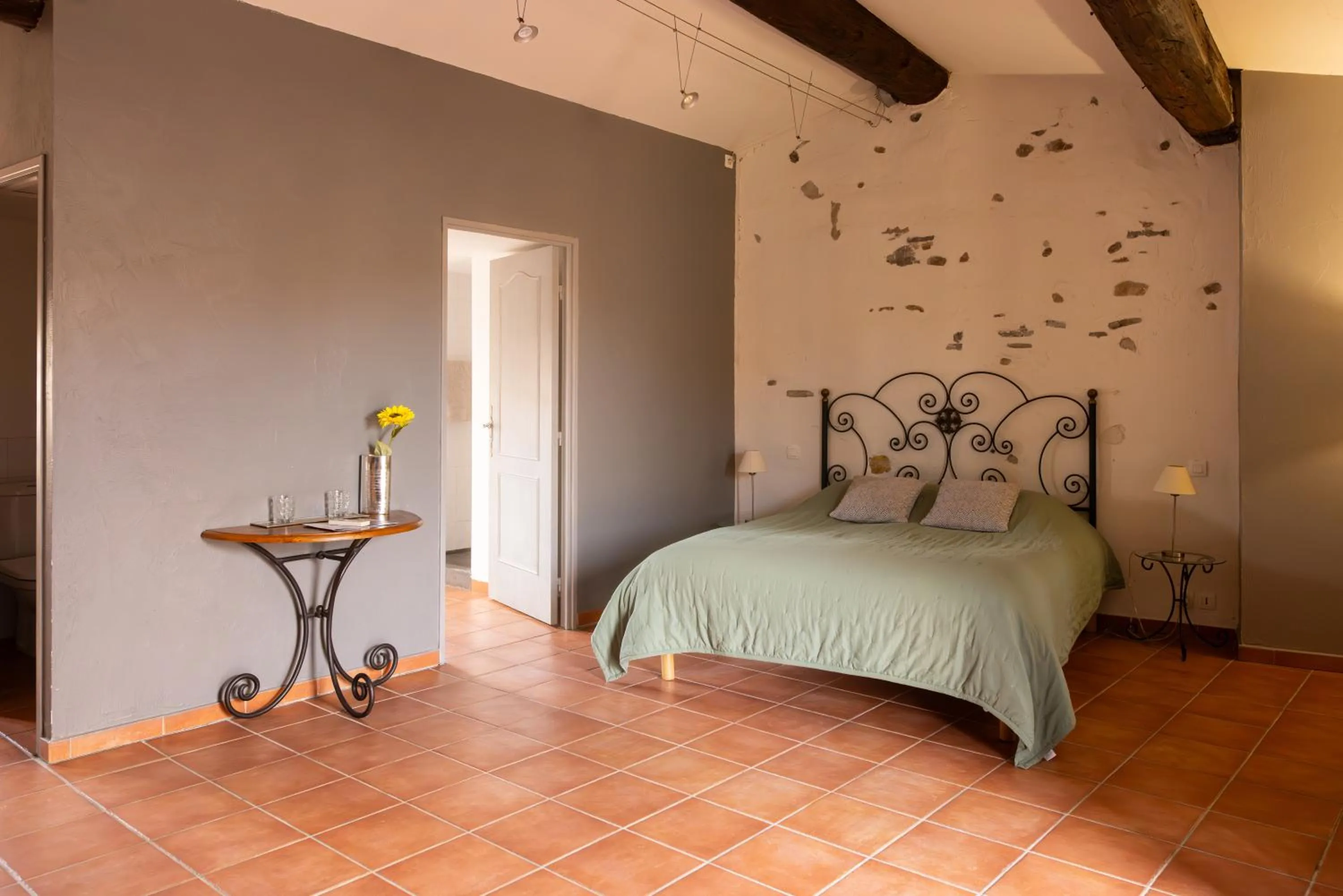 Bed in La Vieille Demeure