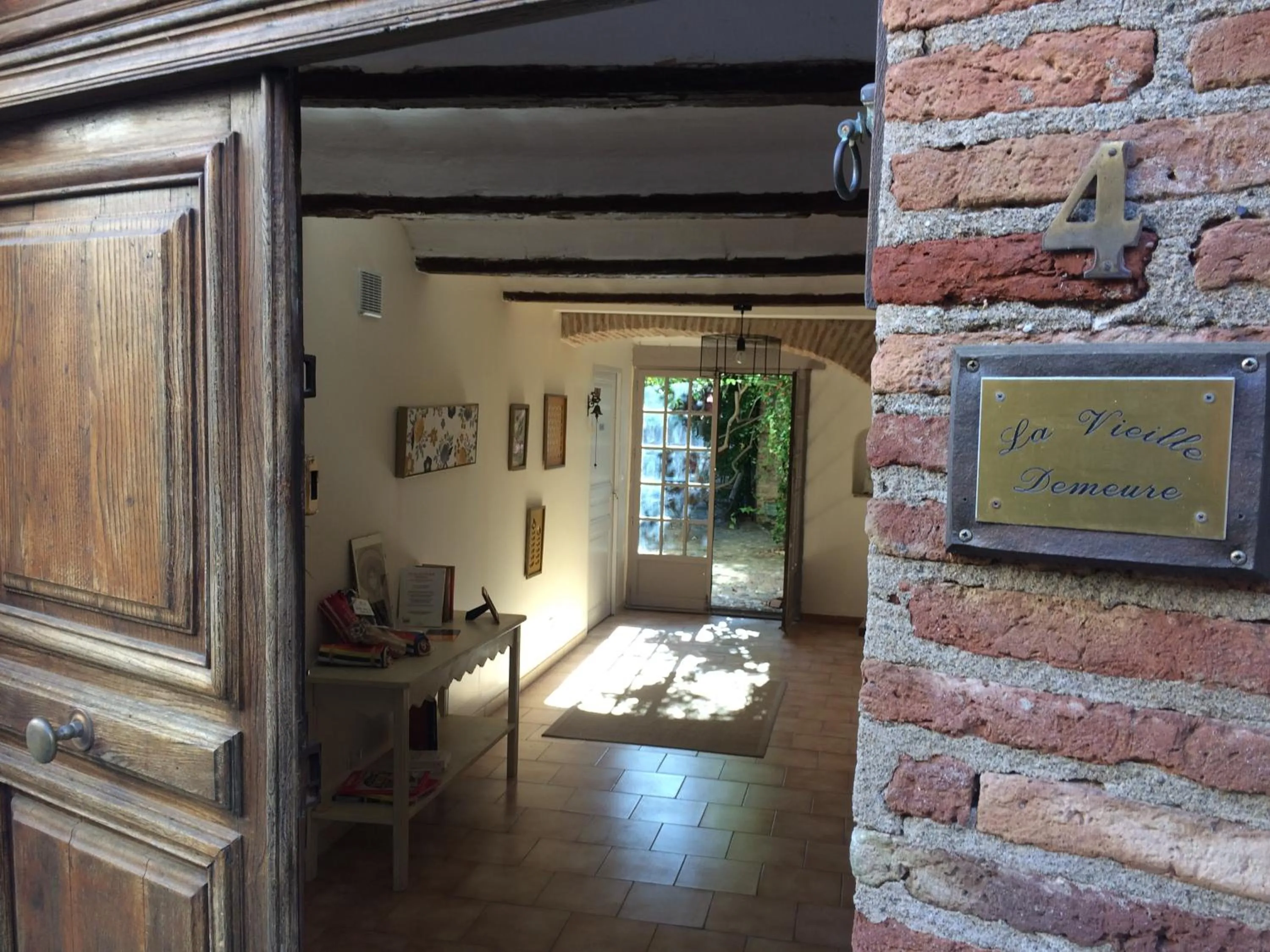 Property building in La Vieille Demeure