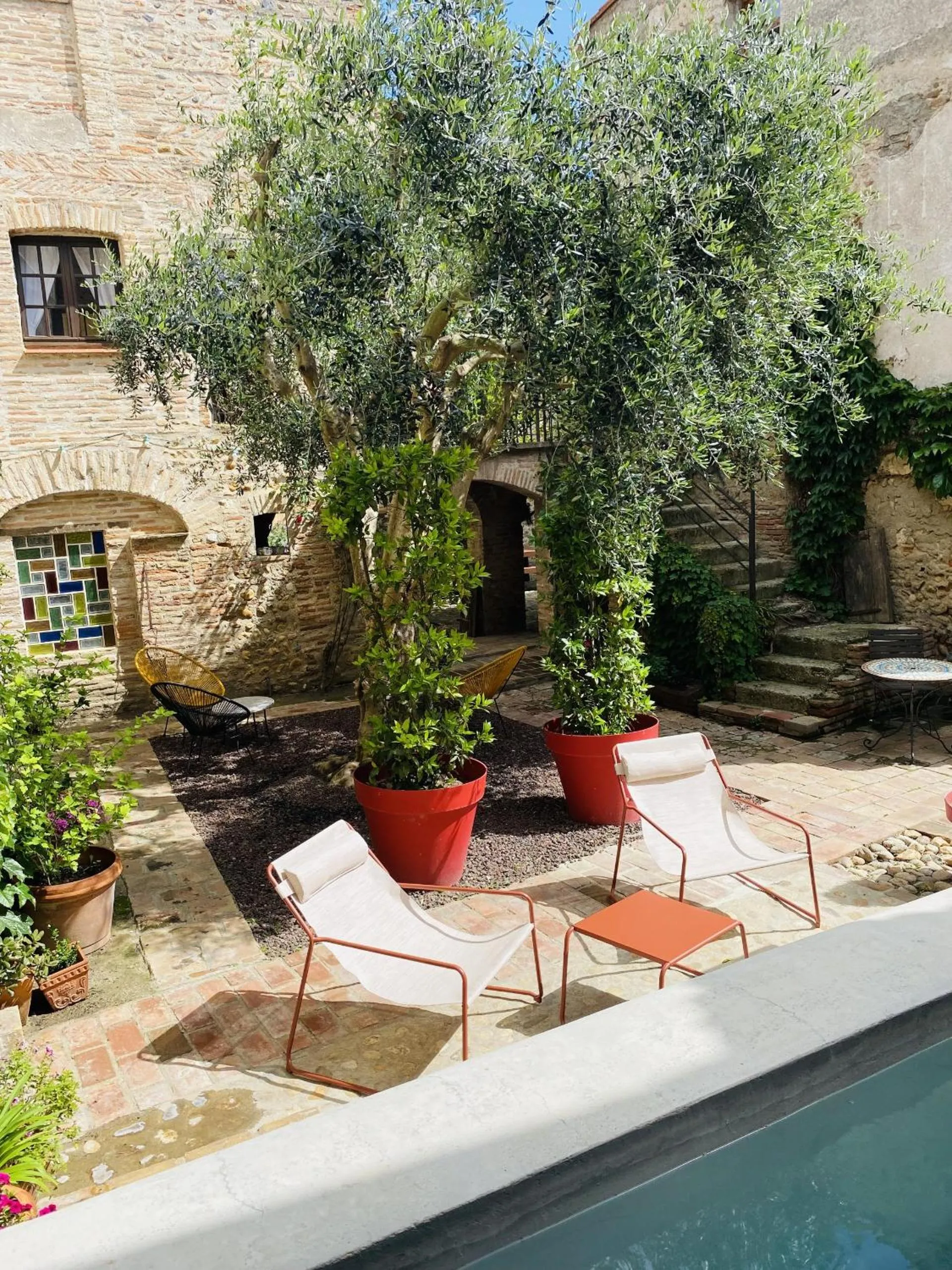 Swimming pool in La Vieille Demeure