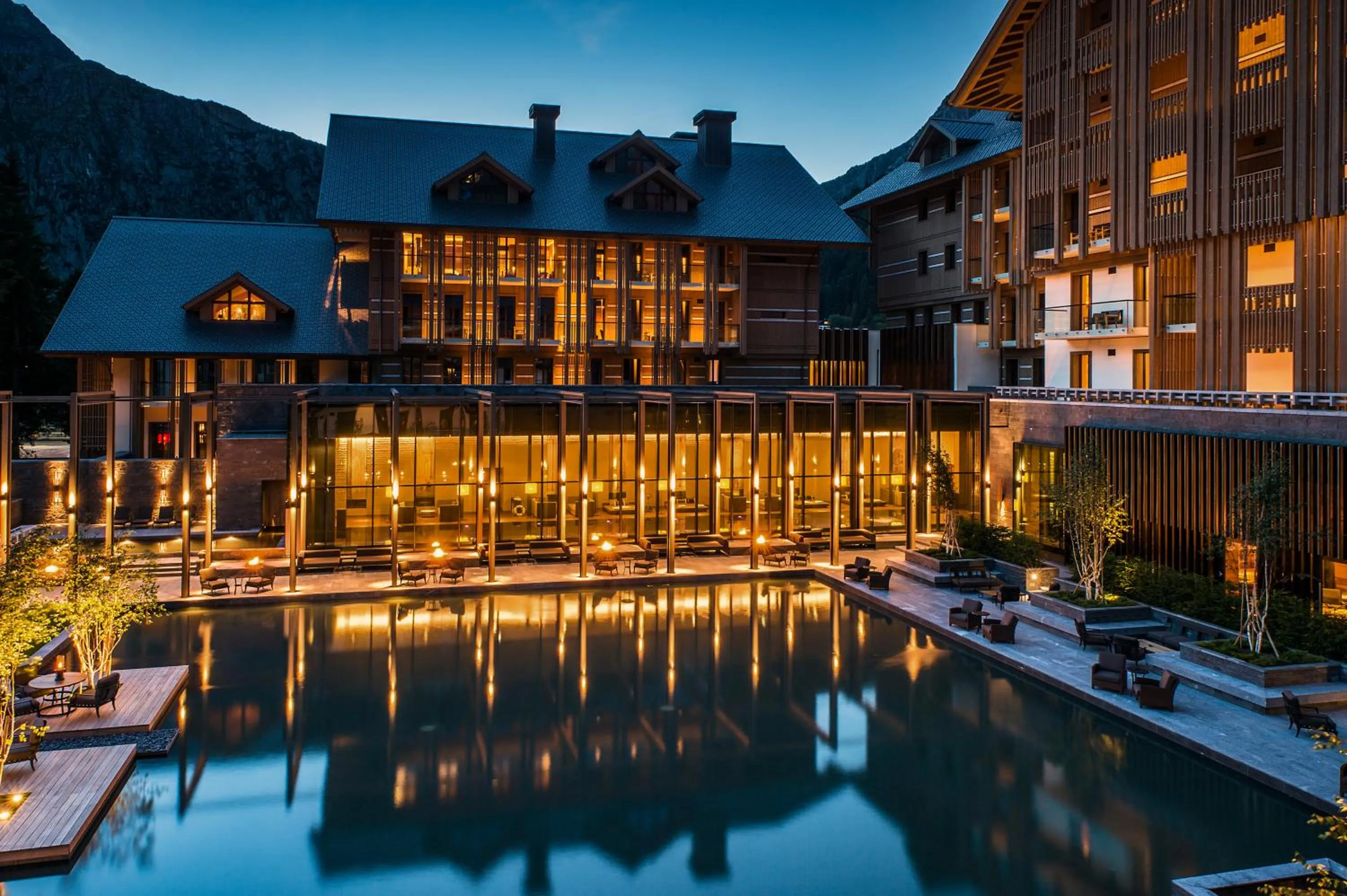 Inner courtyard view in The Chedi Andermatt