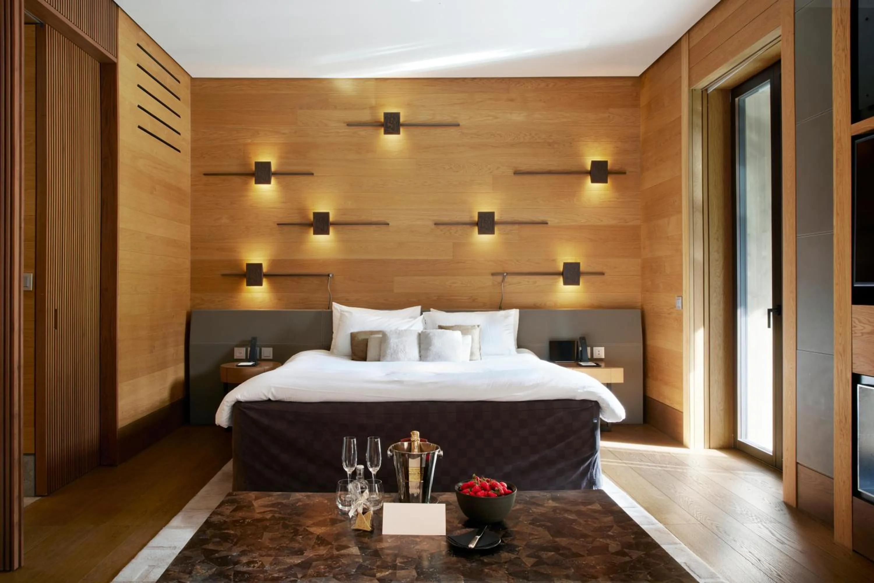 Photo of the whole room, Bed in The Chedi Andermatt