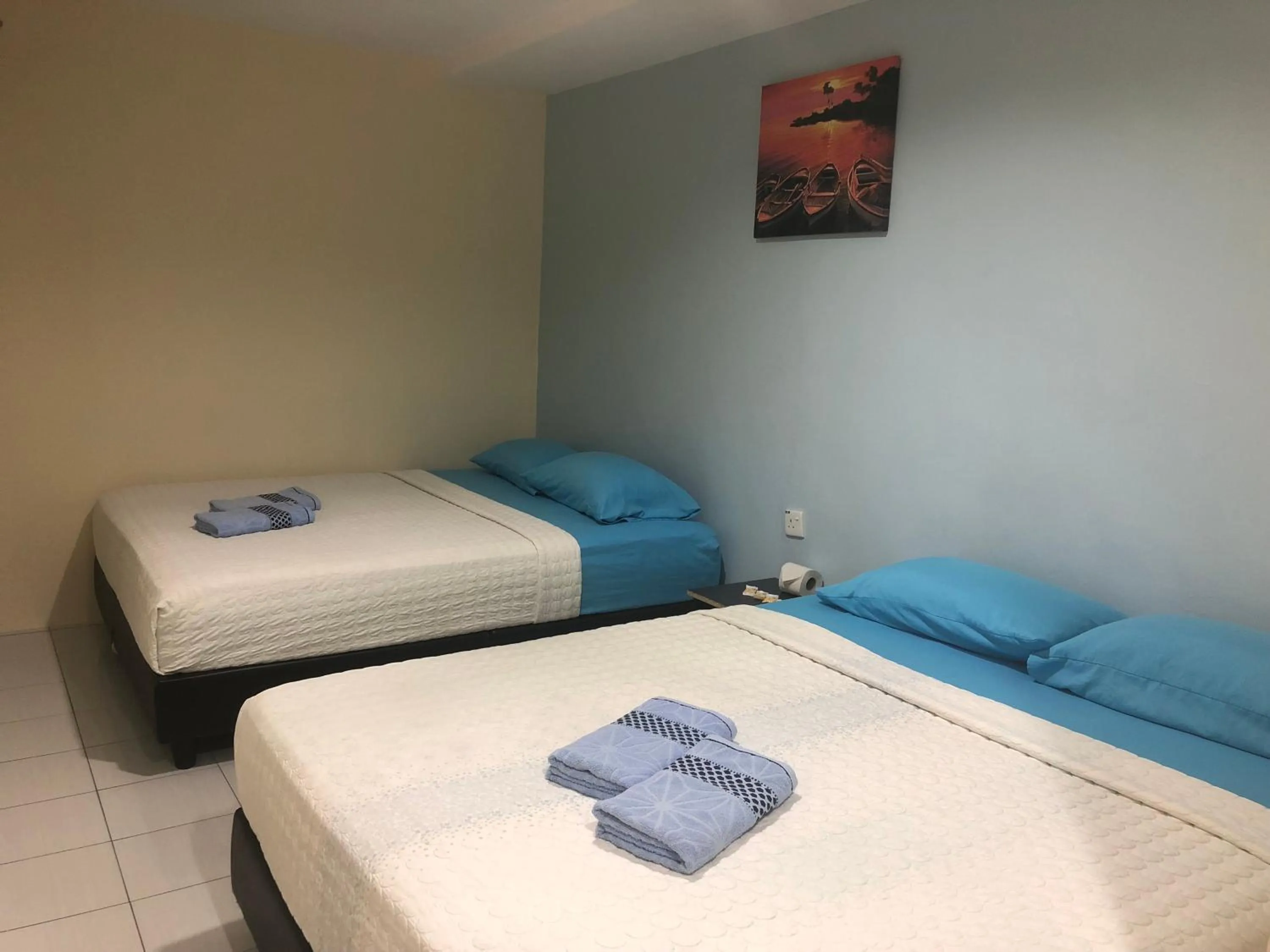 Bed in Best Seven Motel