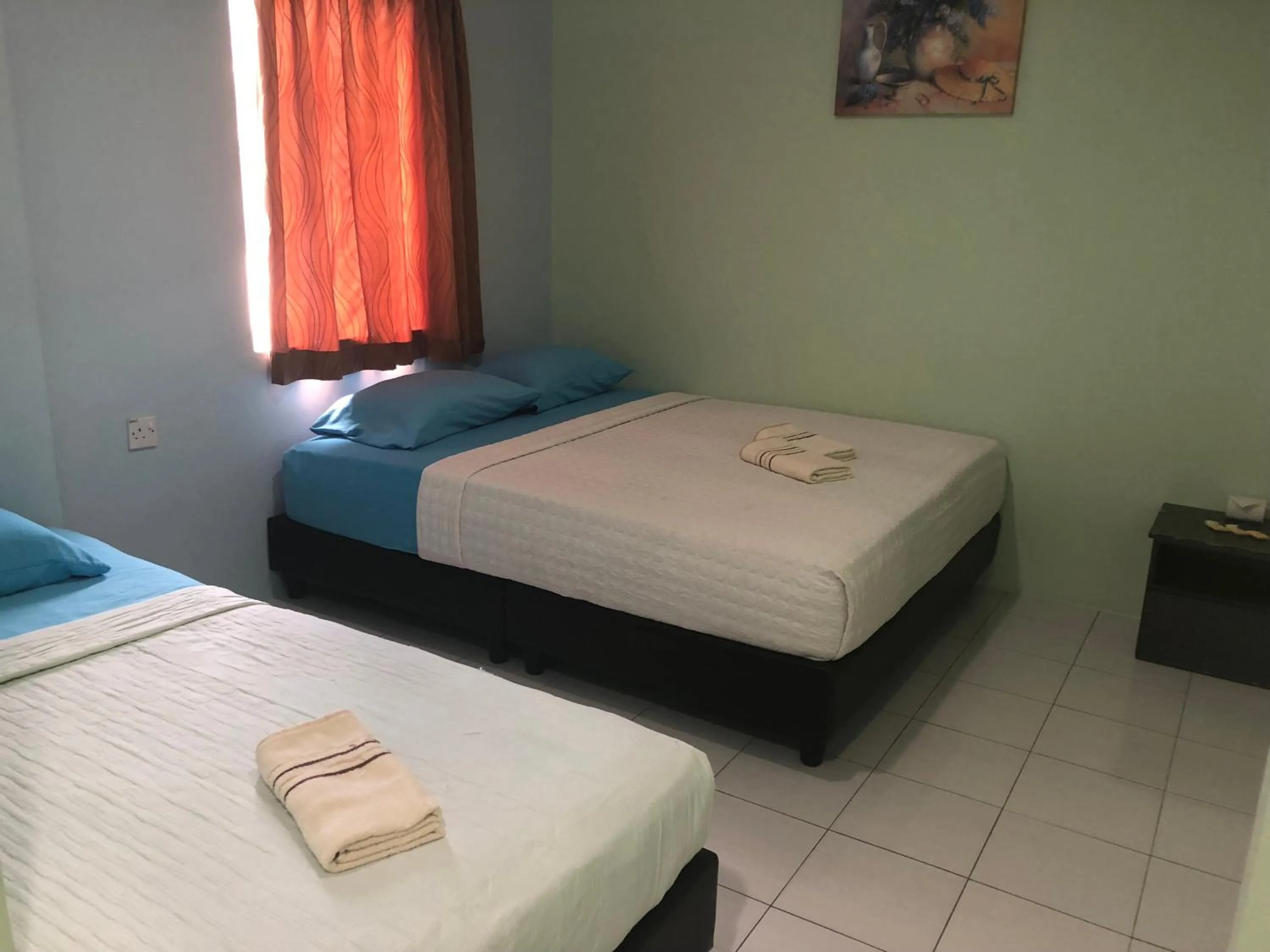 Bed in Best Seven Motel