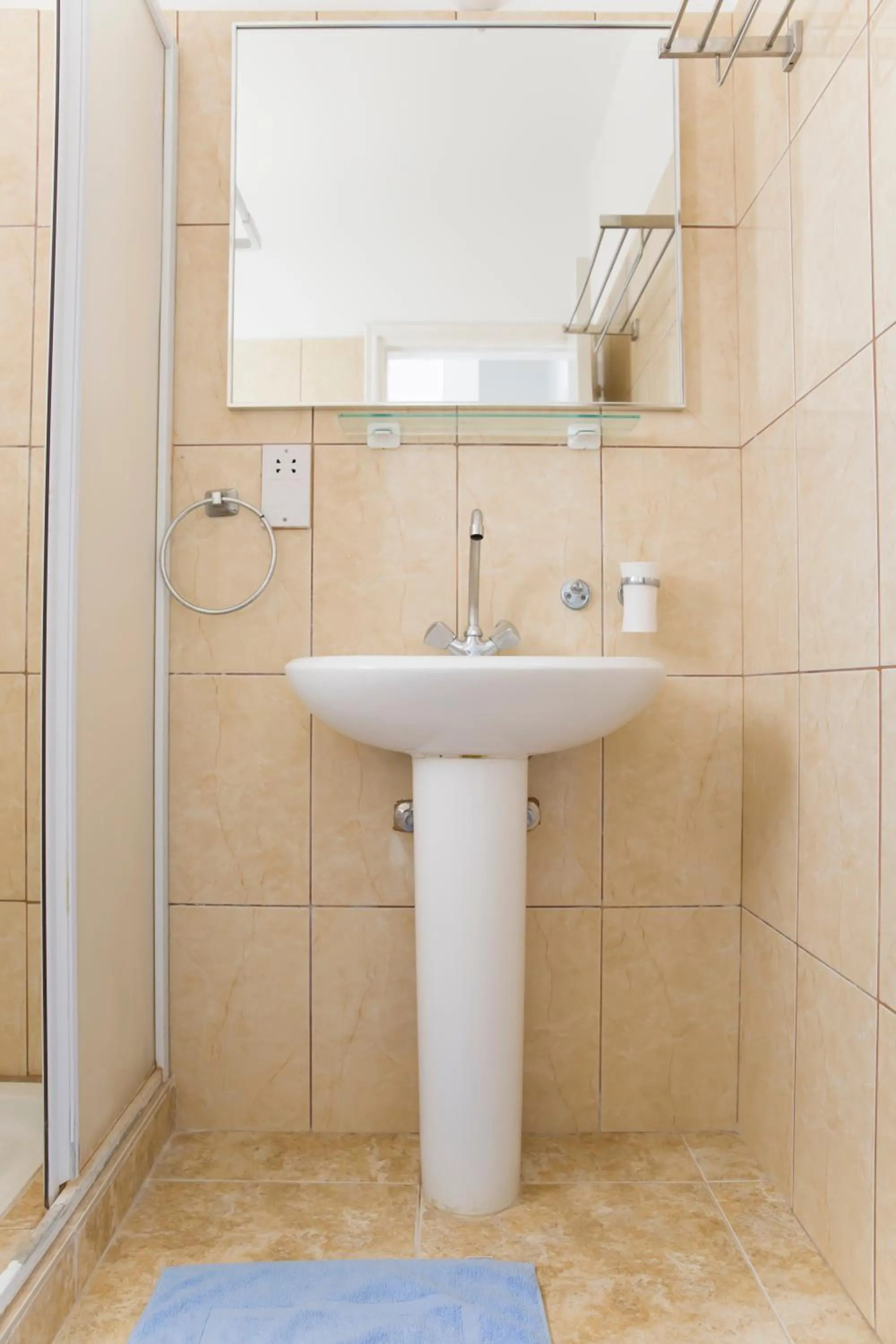 Shower in Eliofos Elegant Maisonettes