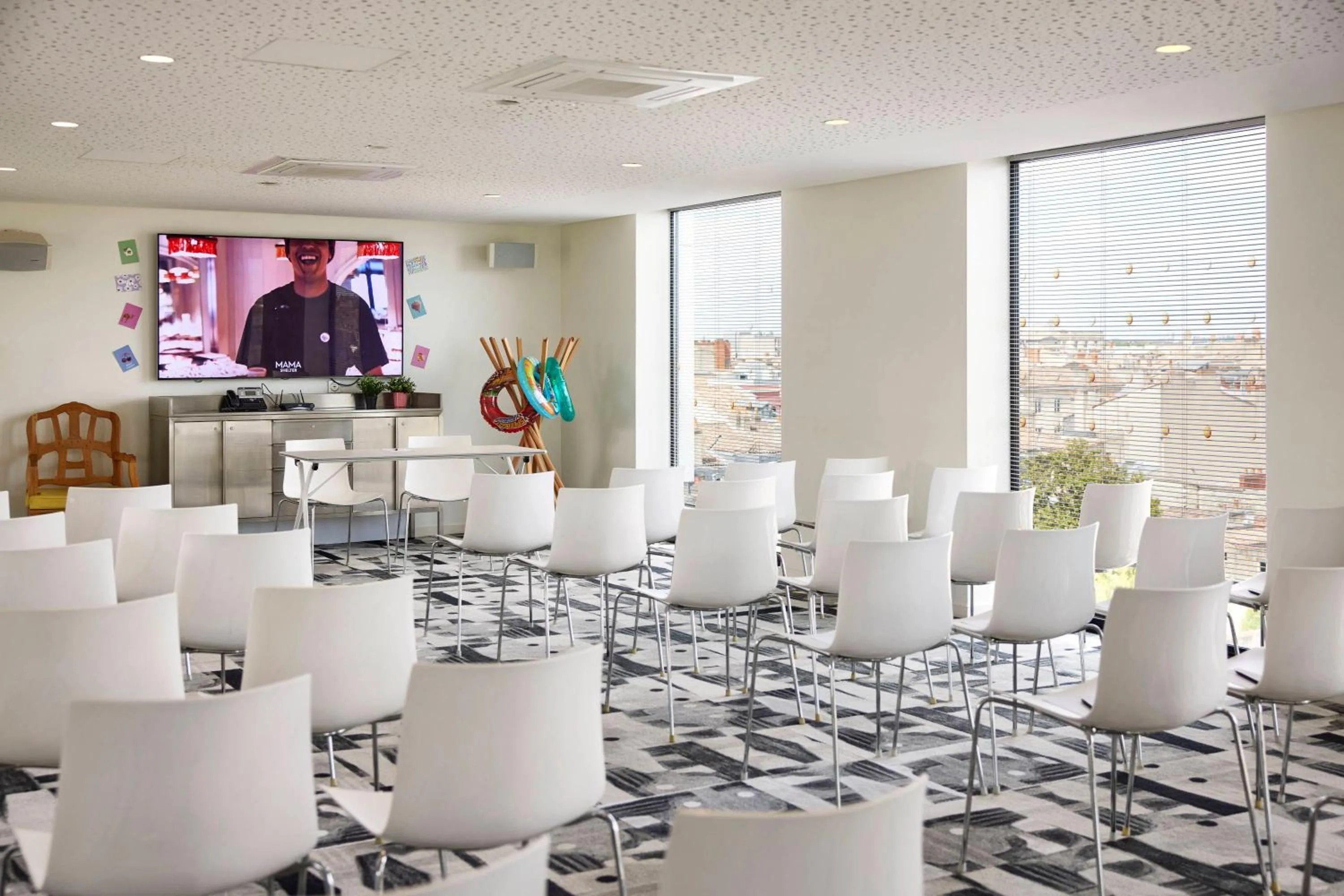 Meeting/conference room in Mama Shelter Bordeaux Centre