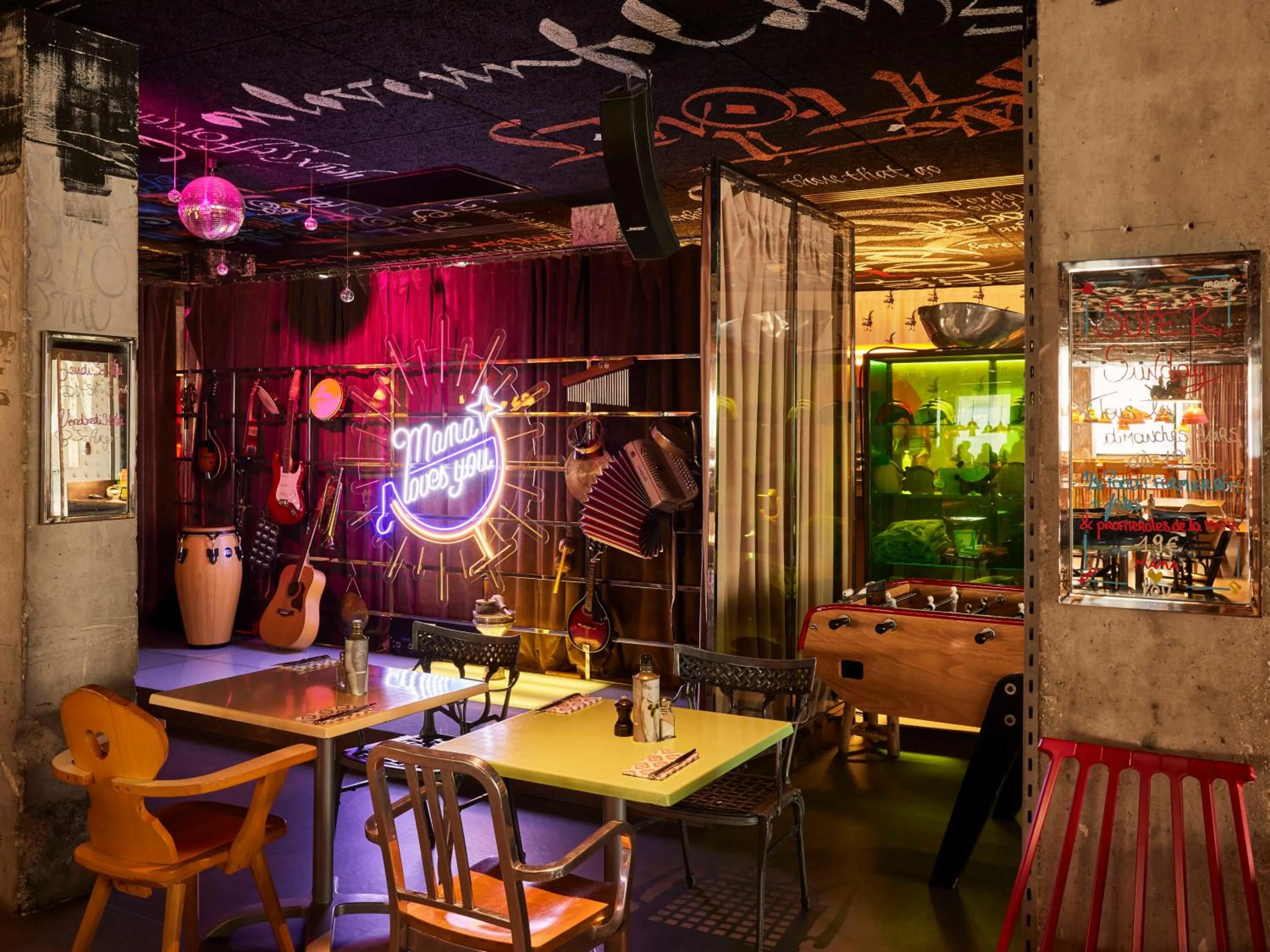 Restaurant/places to eat in Mama Shelter Bordeaux Centre