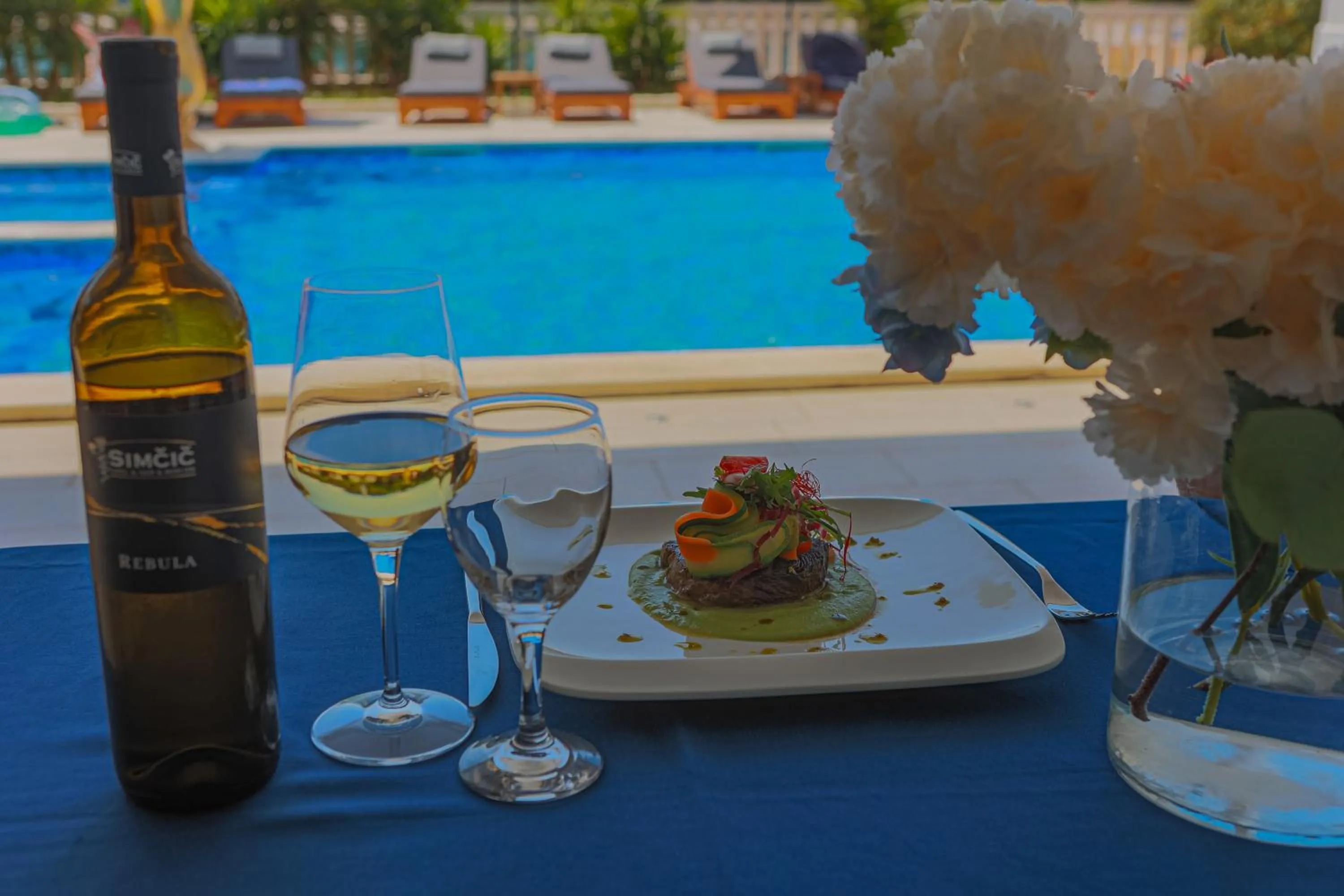Food in Perla Resort