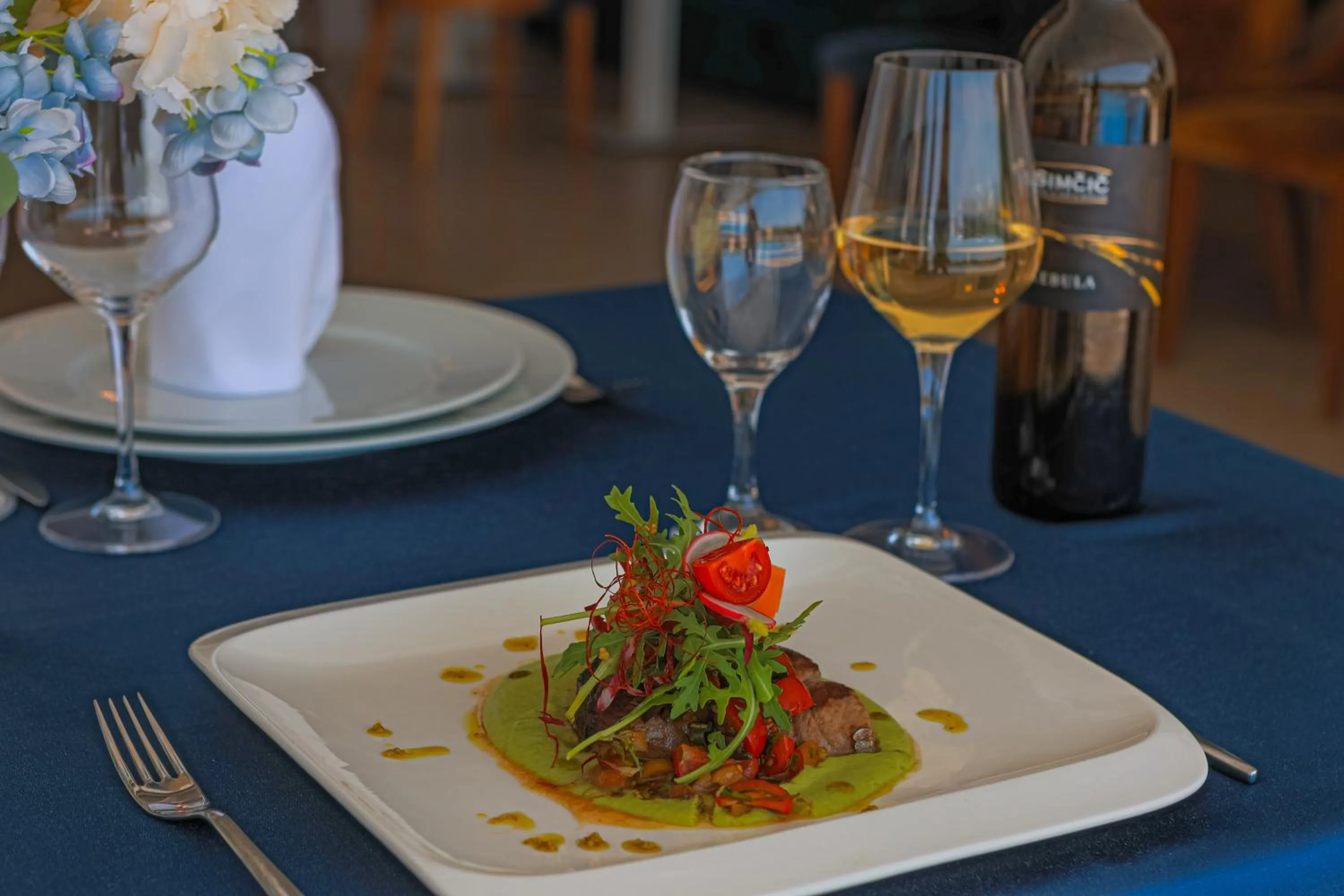 Food and drinks in Perla Resort