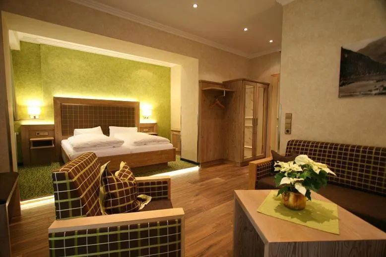 Photo of the whole room, Bed in Hotel Seeblick