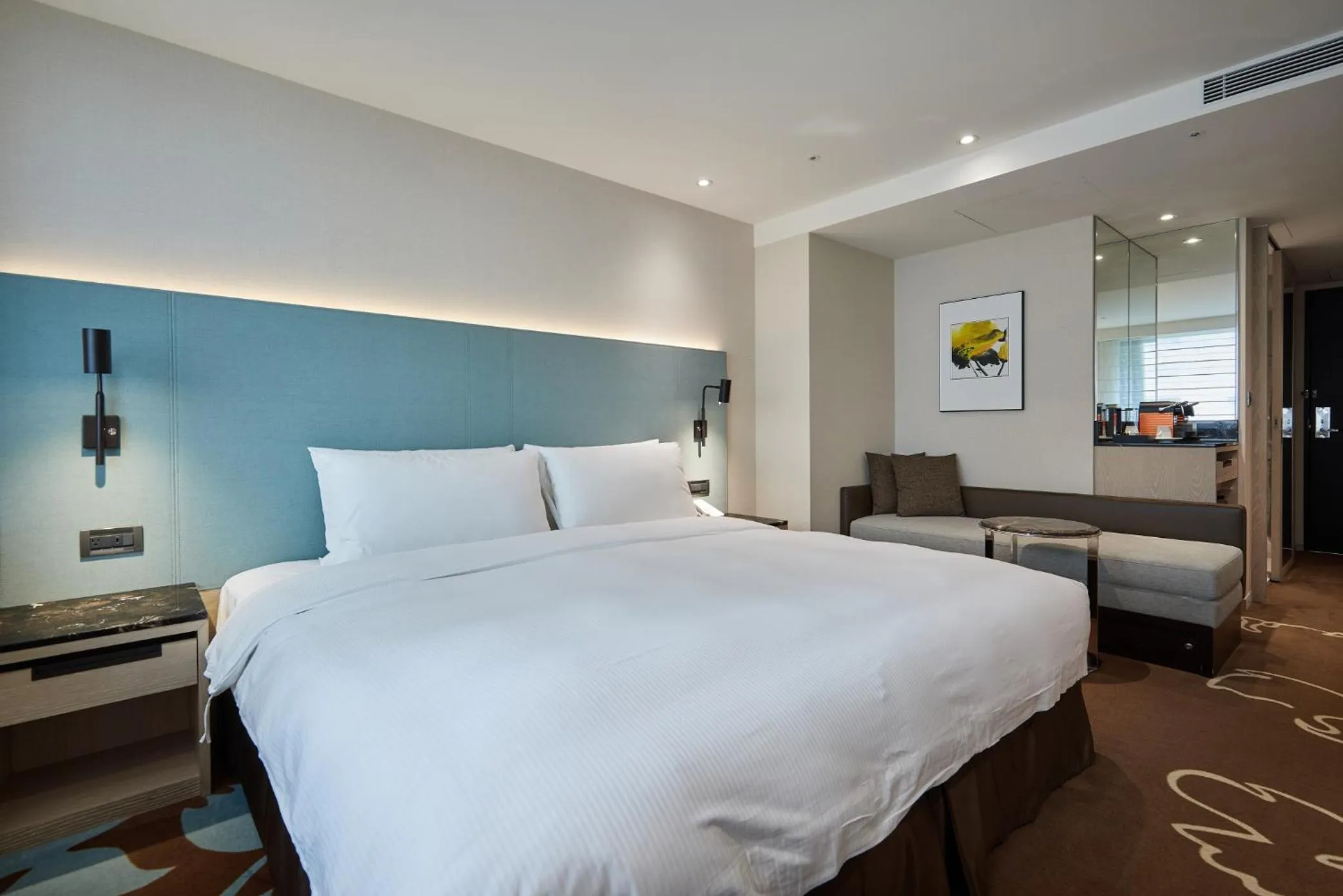 Bed in K Hotel Taipei II