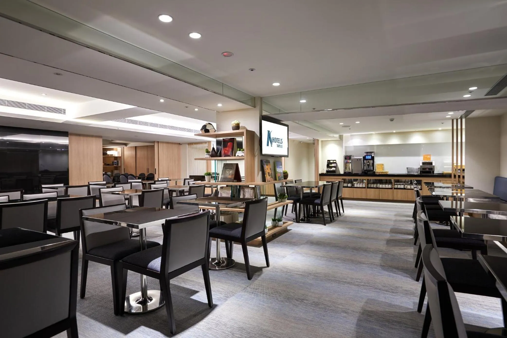 Restaurant/places to eat in K Hotel Taipei II