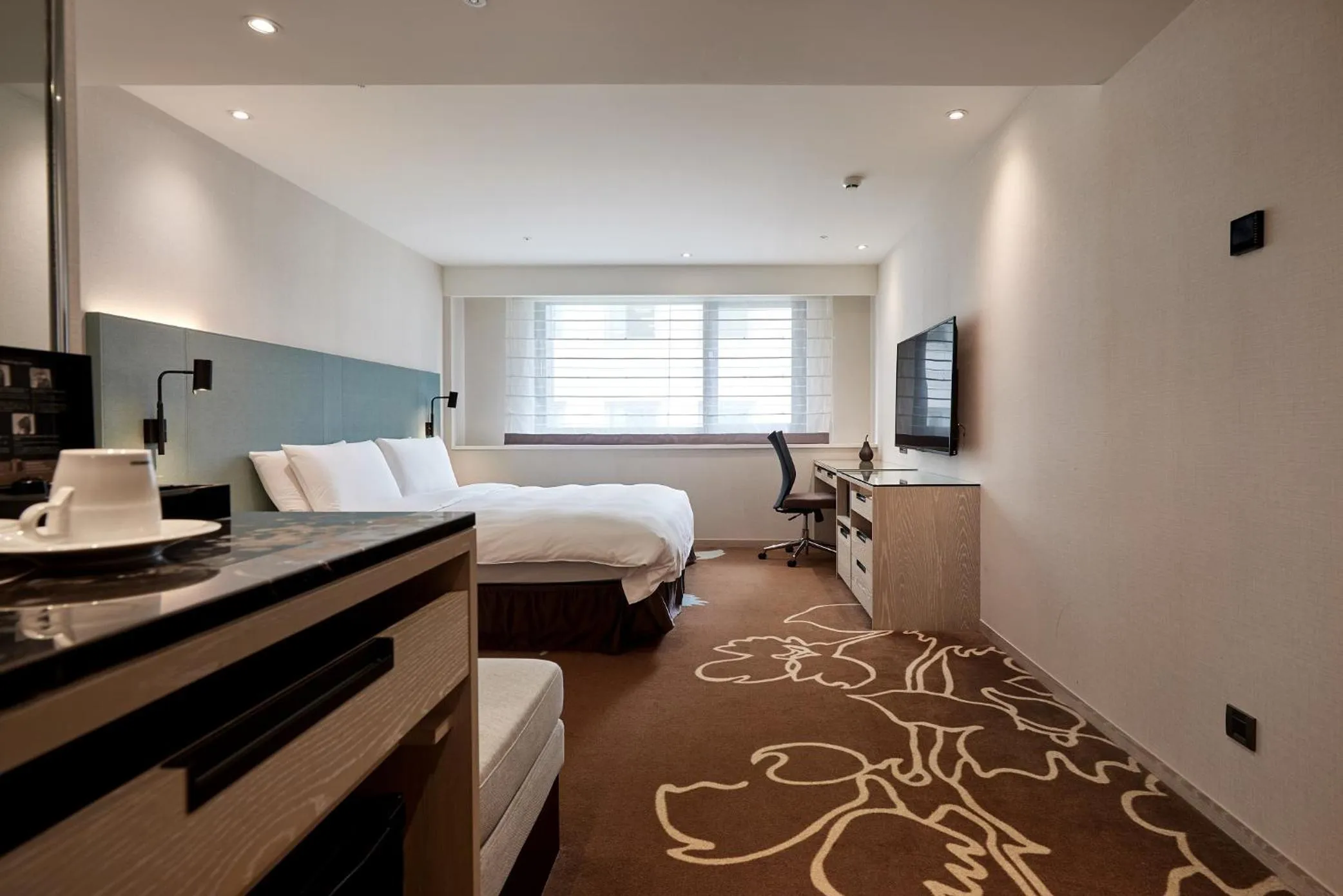 Bed in K Hotel Taipei II