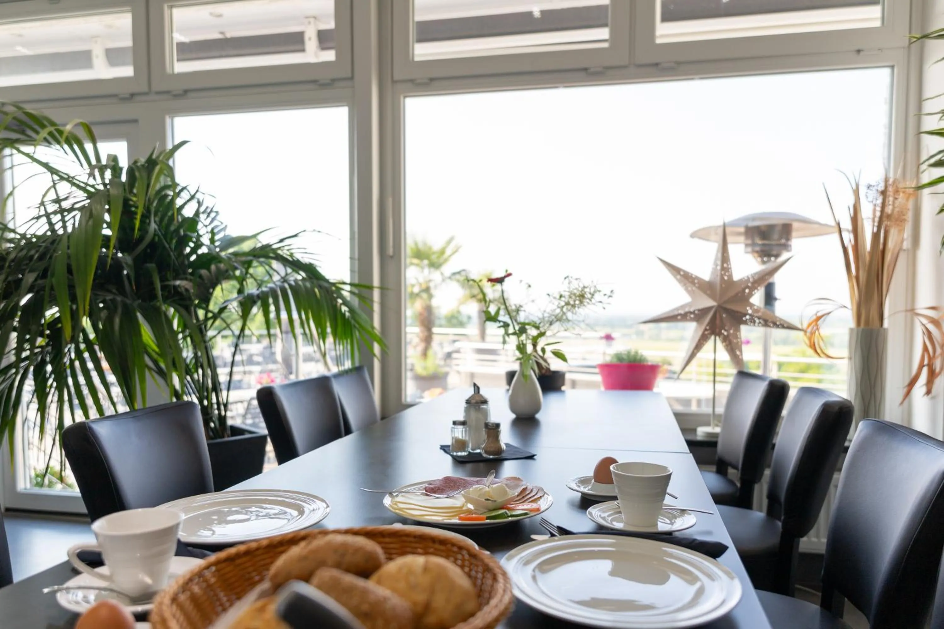 Breakfast in Hotel Zum Halbmond