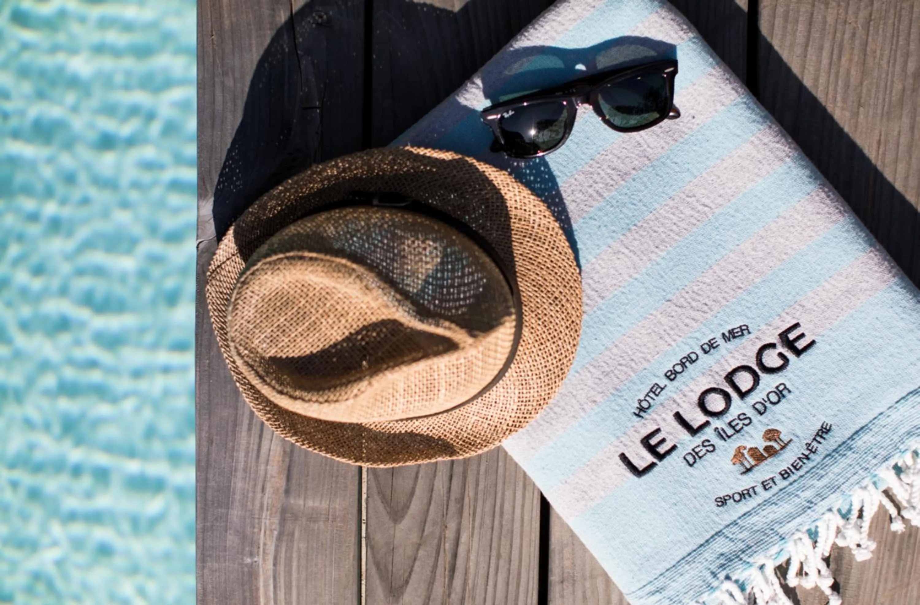 Property logo or sign in Le Lodge des Îles d'Or