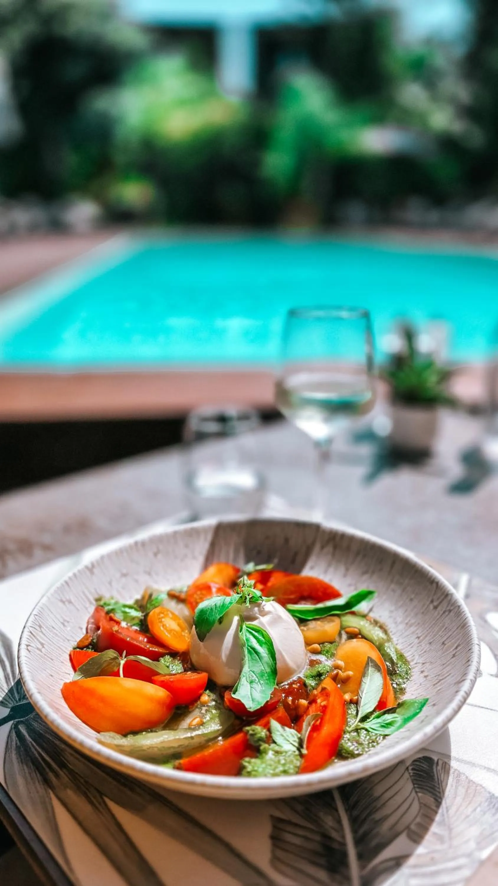 Restaurant/places to eat in Le Lodge des Îles d'Or