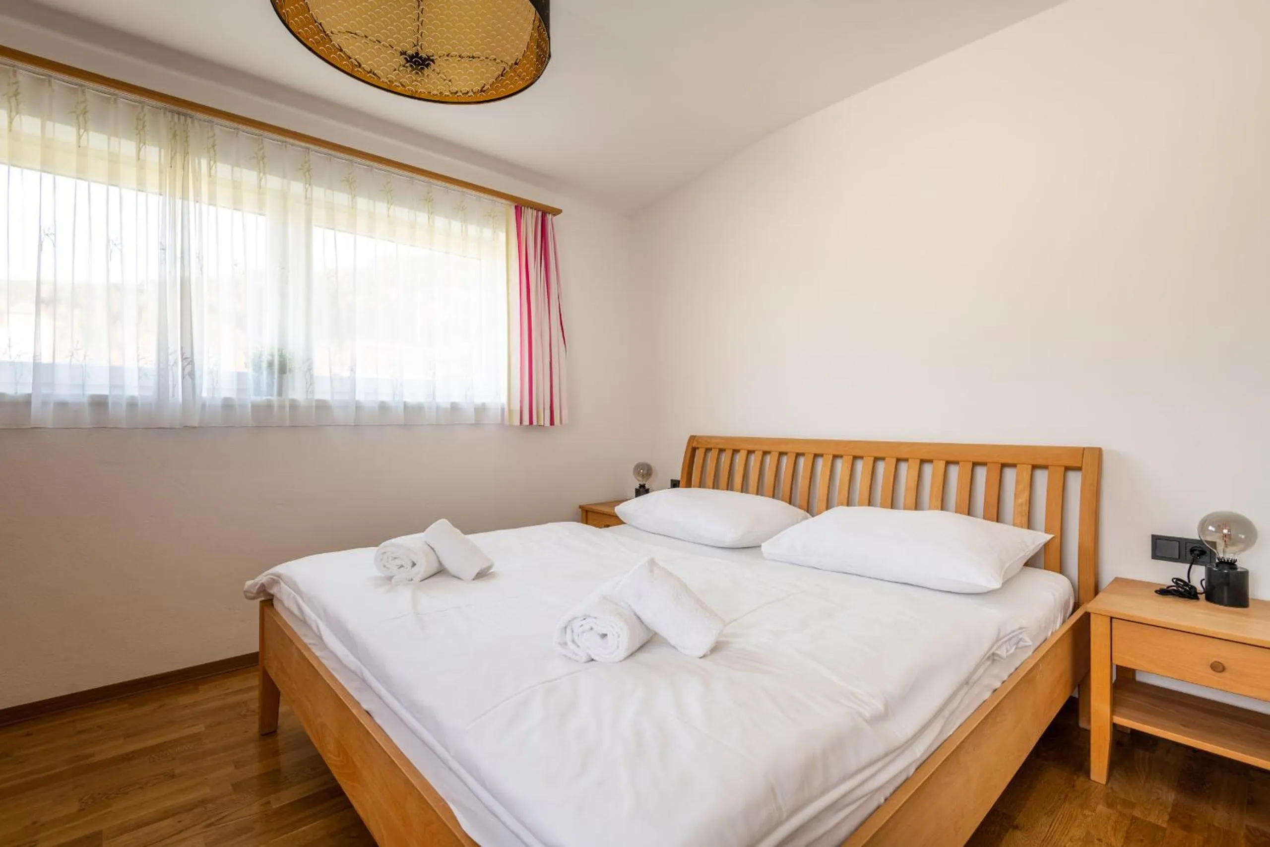 Bed in Elinas Mountain Views