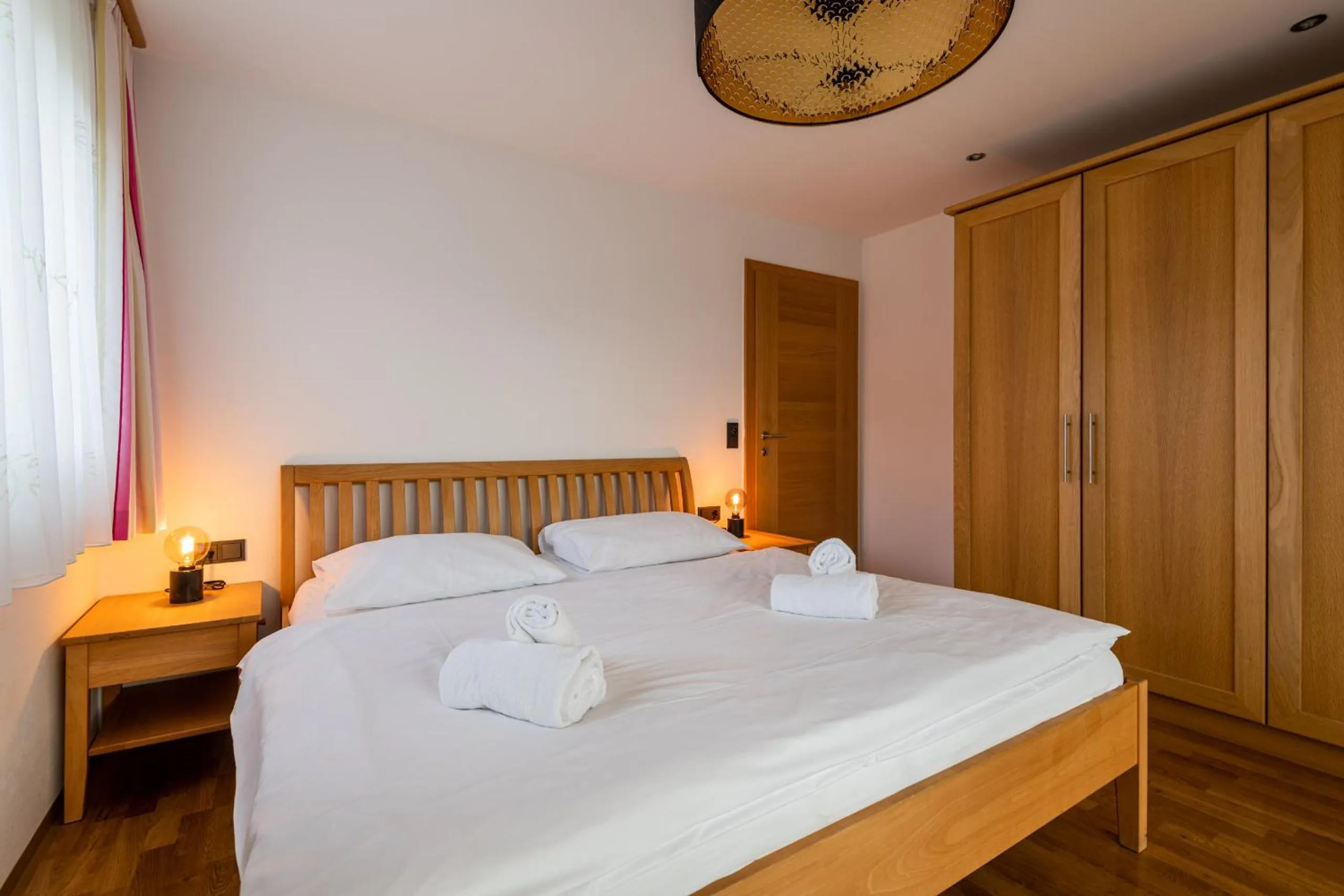 Bed in Elinas Mountain Views