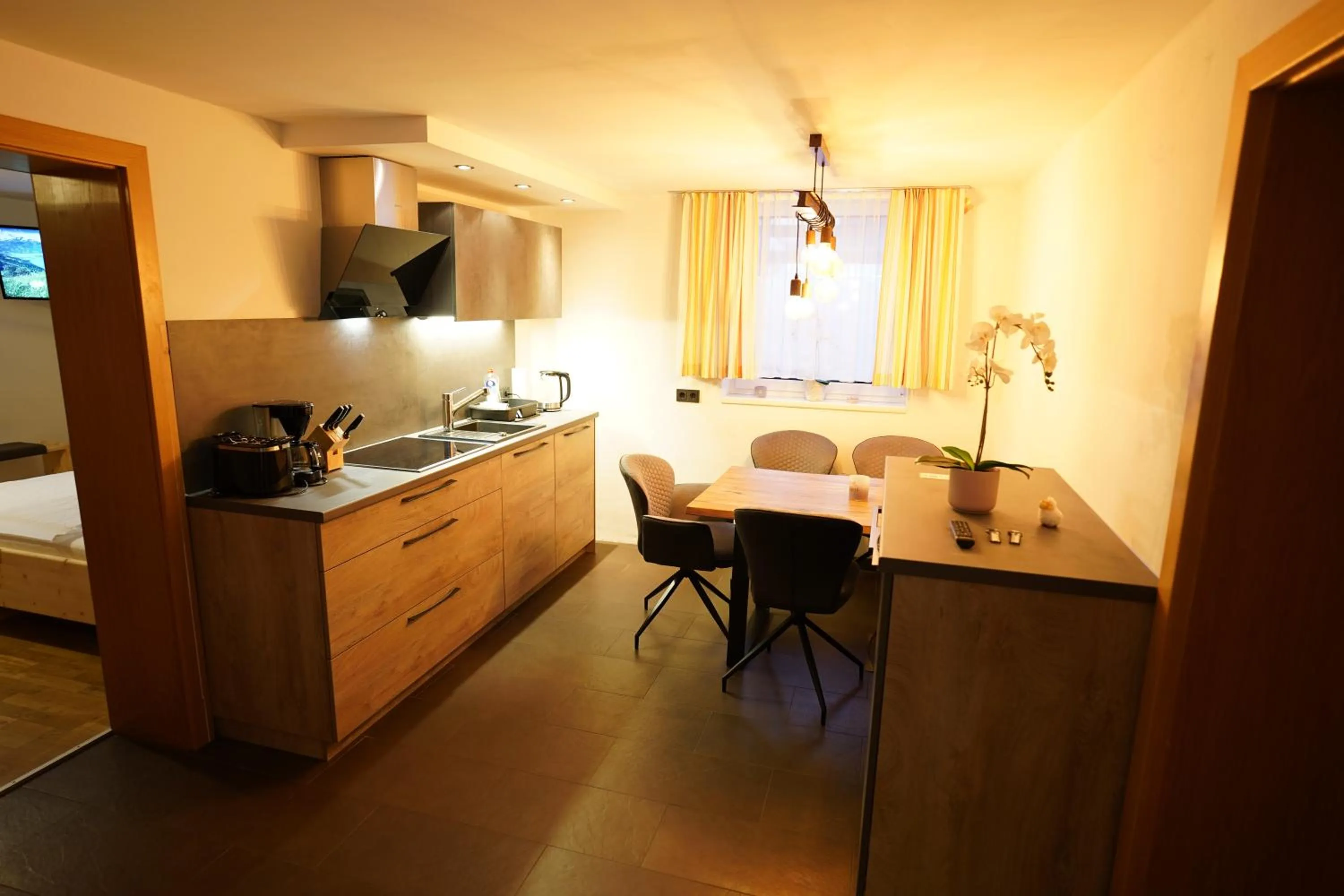 Kitchen or kitchenette in Elinas Mountain Views