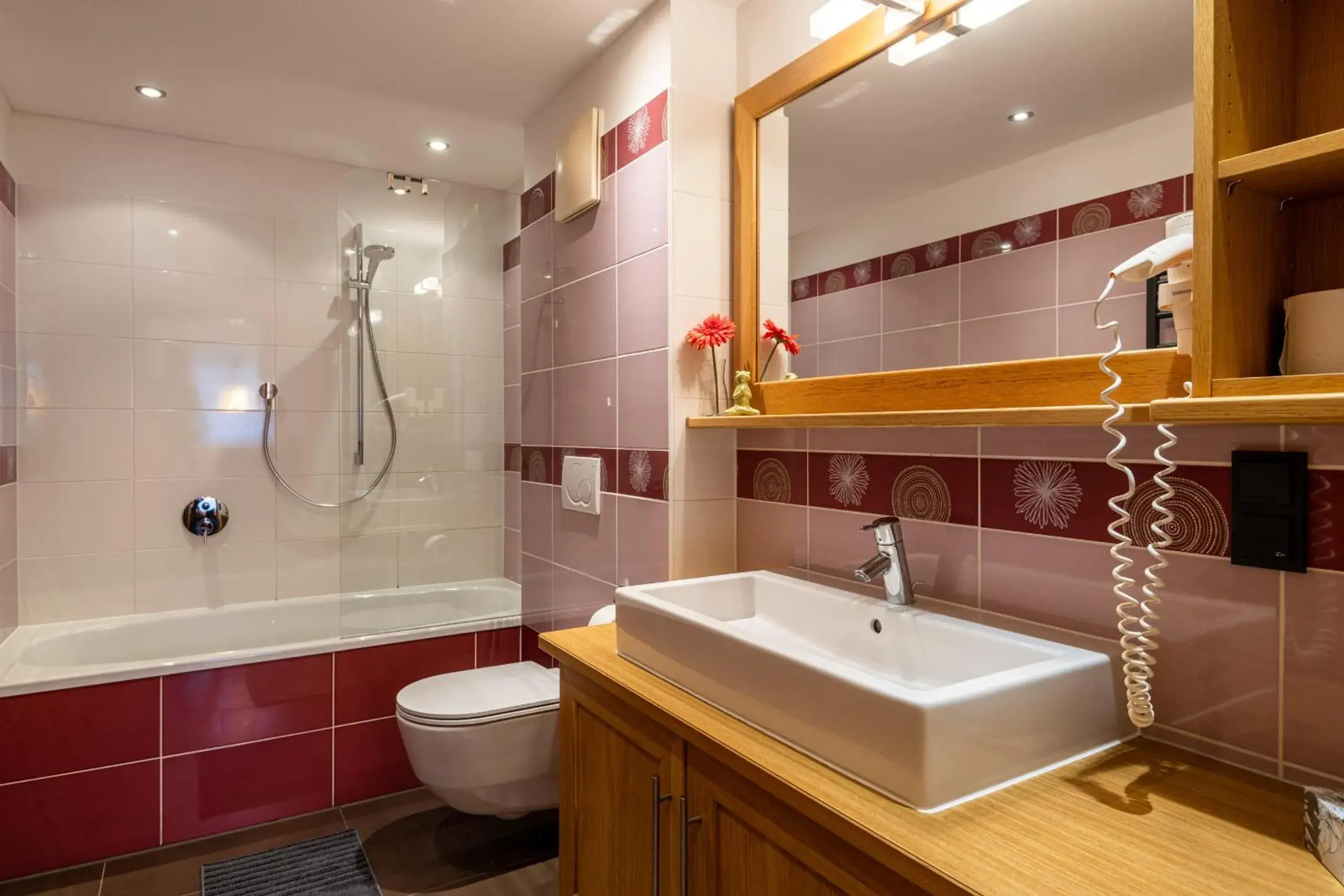 One-Bedroom Apartment in Elinas Mountain Views One-Bedroom Apartment in Elinas Mountain Views